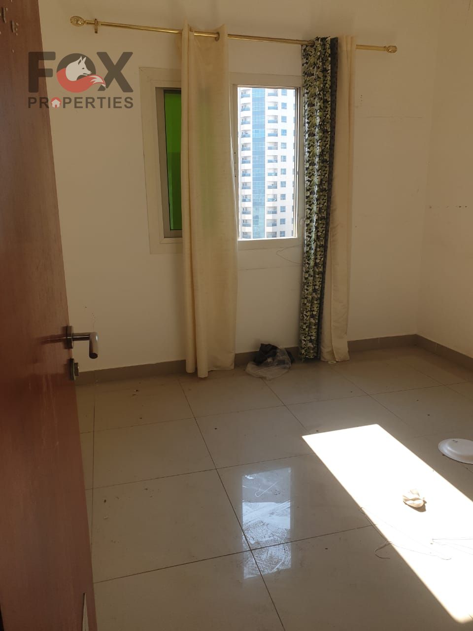 One bedroom and living room for annual rent in Al Rashidiya 3, with central air conditioning, located close to services in a quiet building suitable f