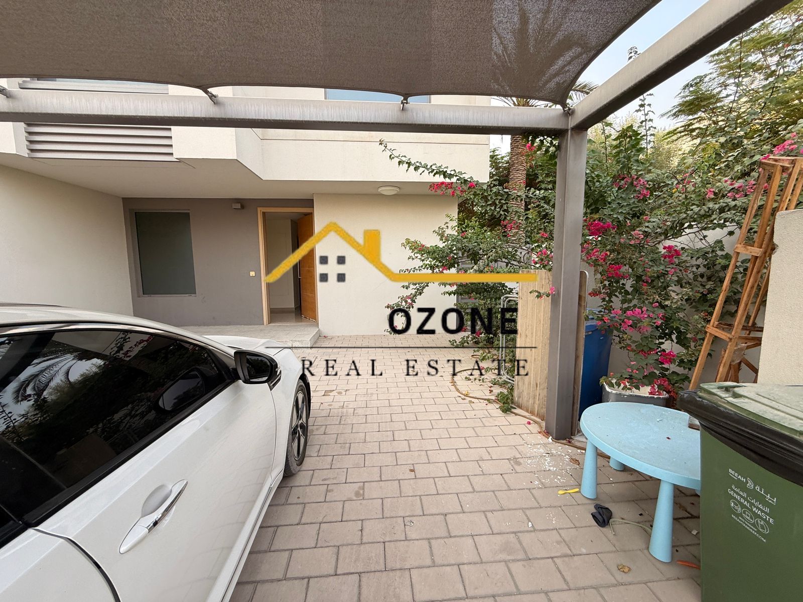 Specious 3 bedrooms\^Garden Space\^Maid Room\^Prime Location