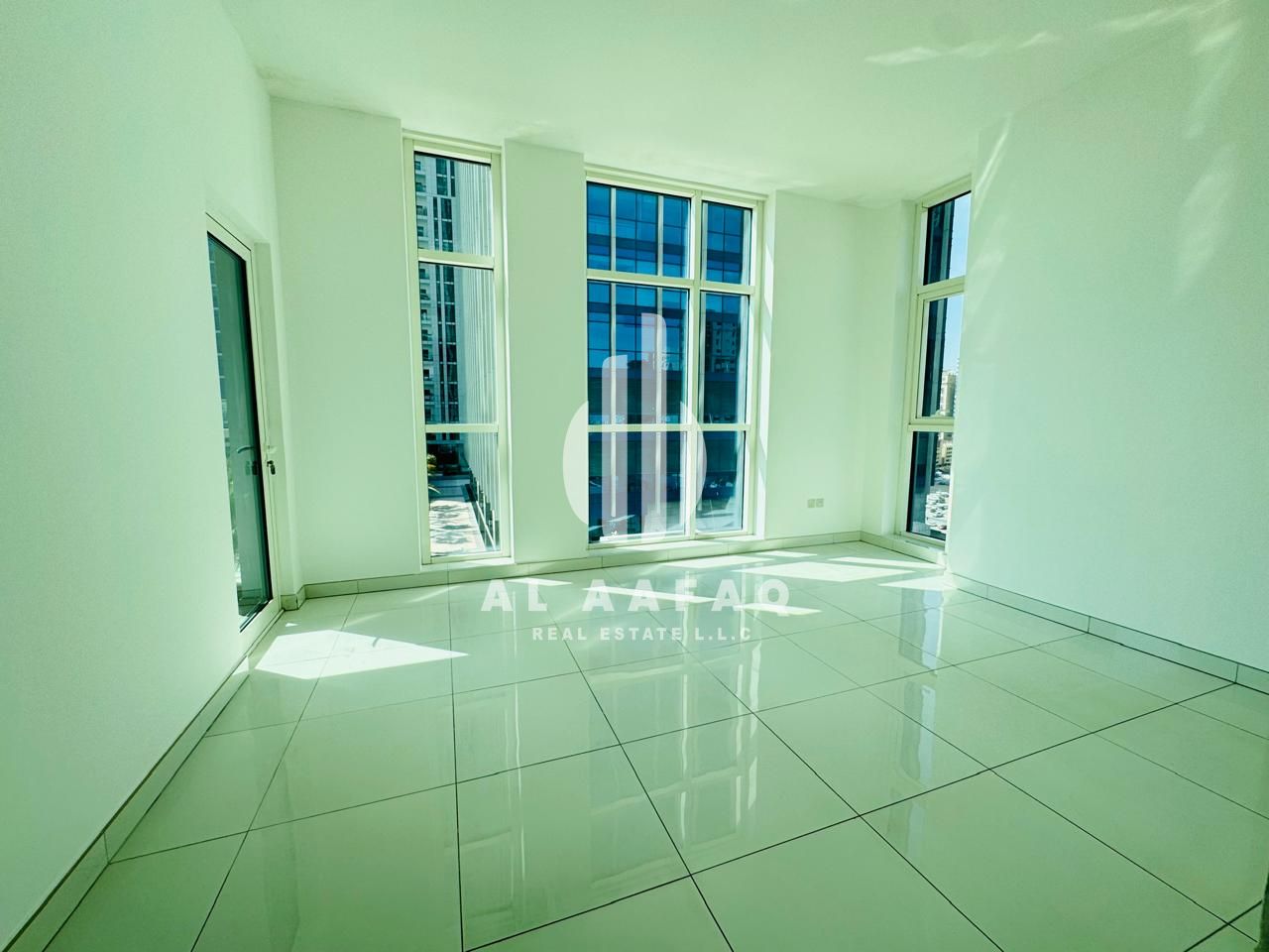Most Luxurious 3BHK | Master Bedroom | 2 Parking free