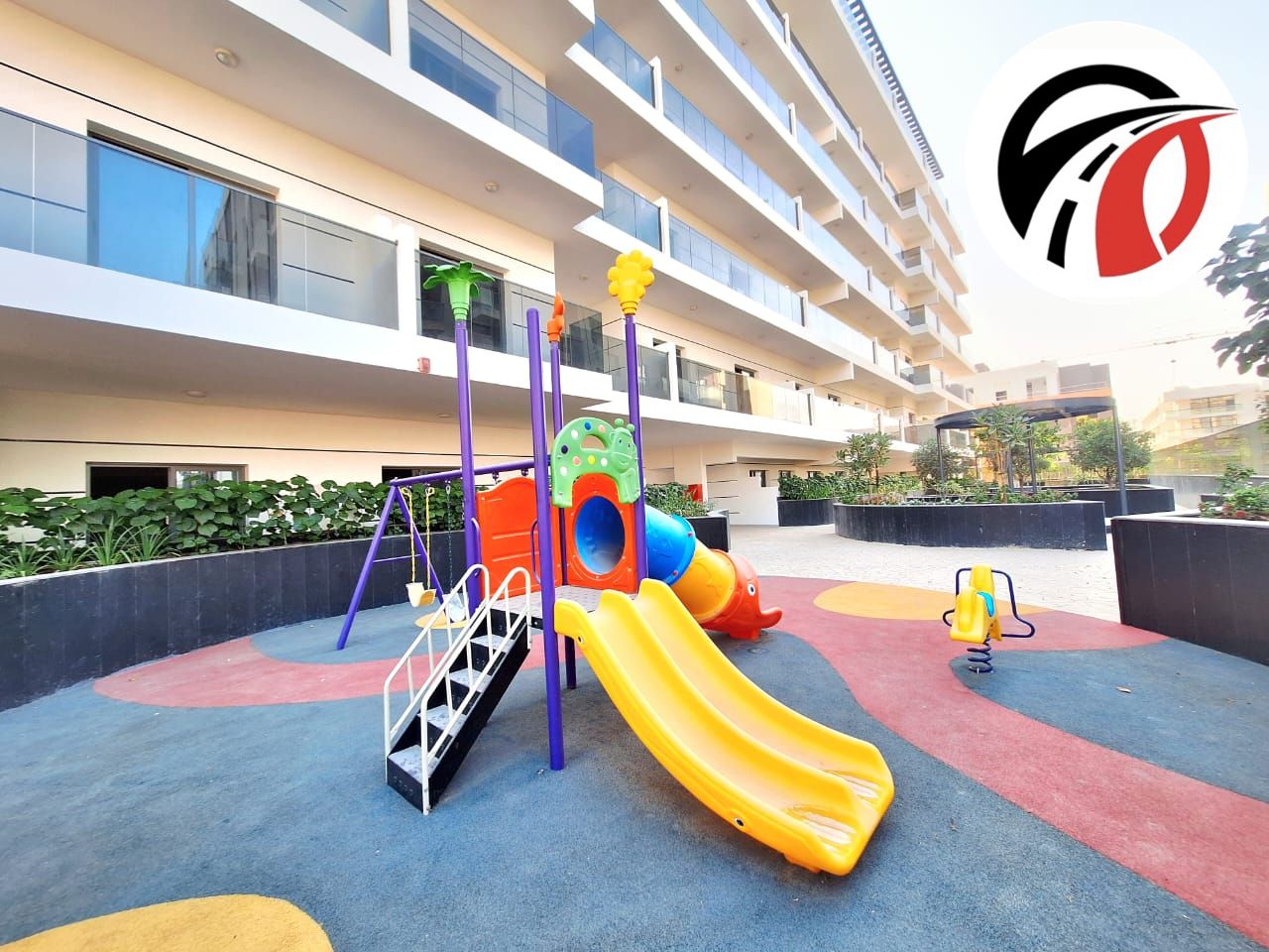 Brand New 2Bhk payment in 6Chqs with all facilities