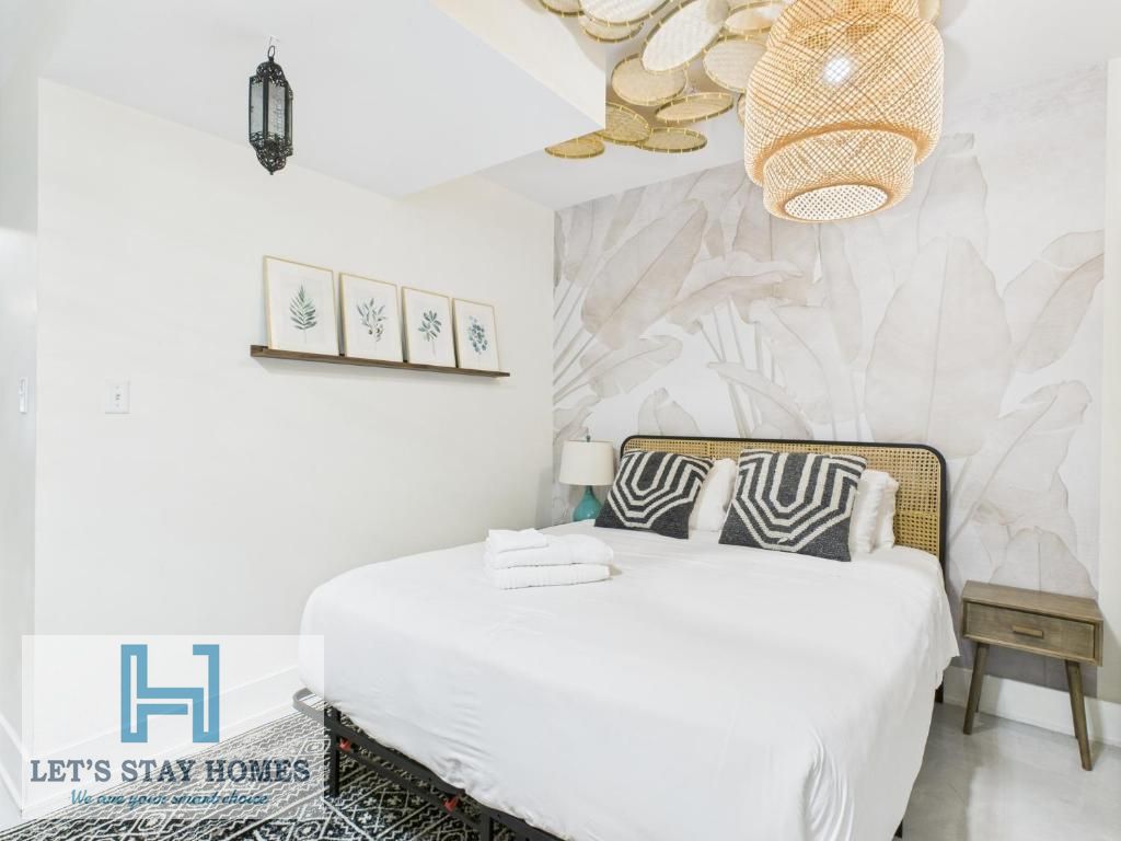 Heavily Discounted I Spacious I Kitchen I Balcony I Limited Units I Monthly Payments