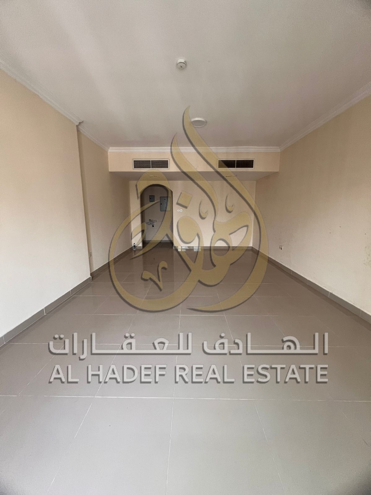 Sharjah Emirate, Al Qasimia area, available apartment consisting of 3 bedrooms and a hall with spacious areas, with a balcony with an open view and 3