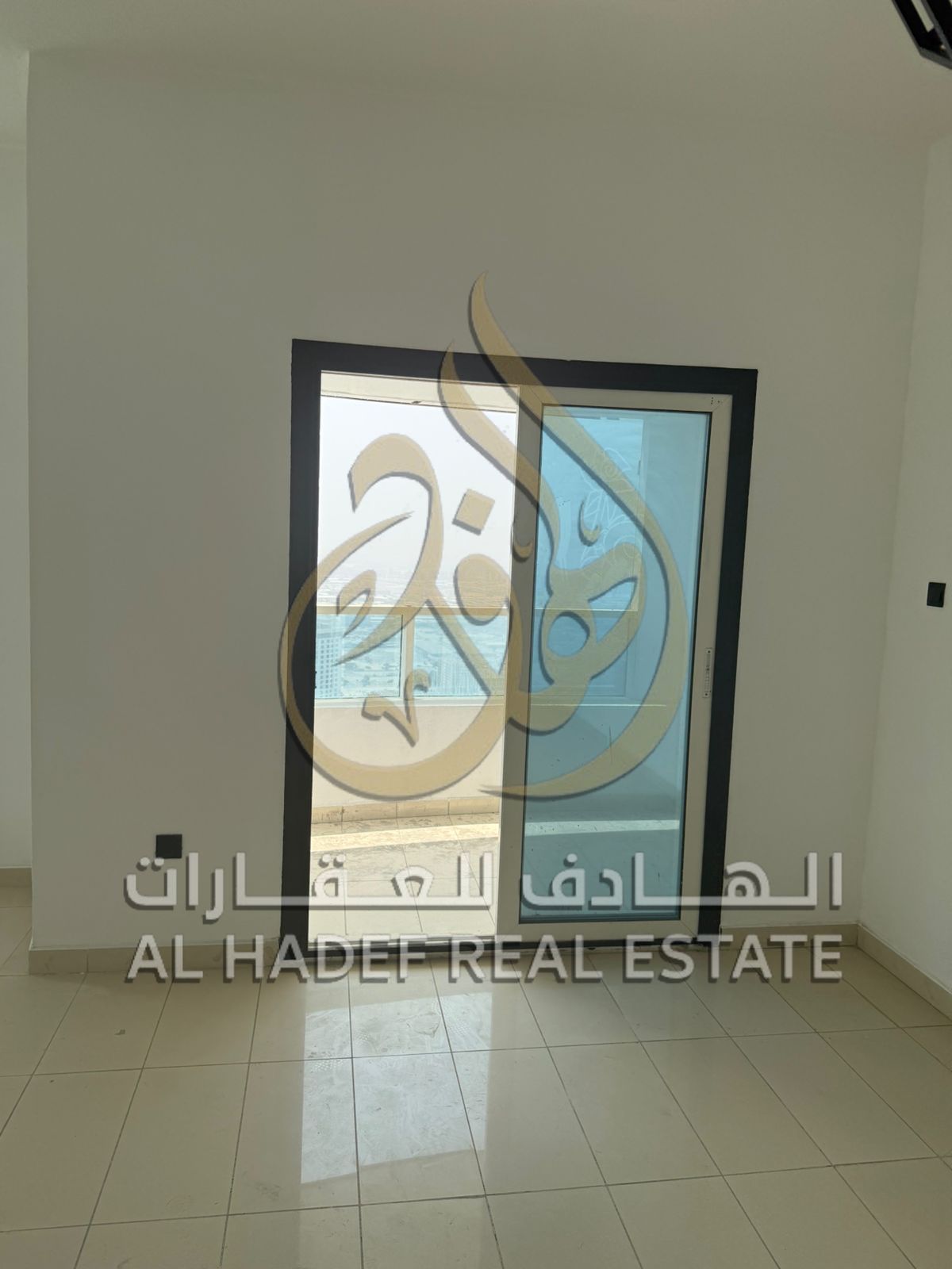 3-Bedroom Apartment with Direct Sea View – Al Majaz 3