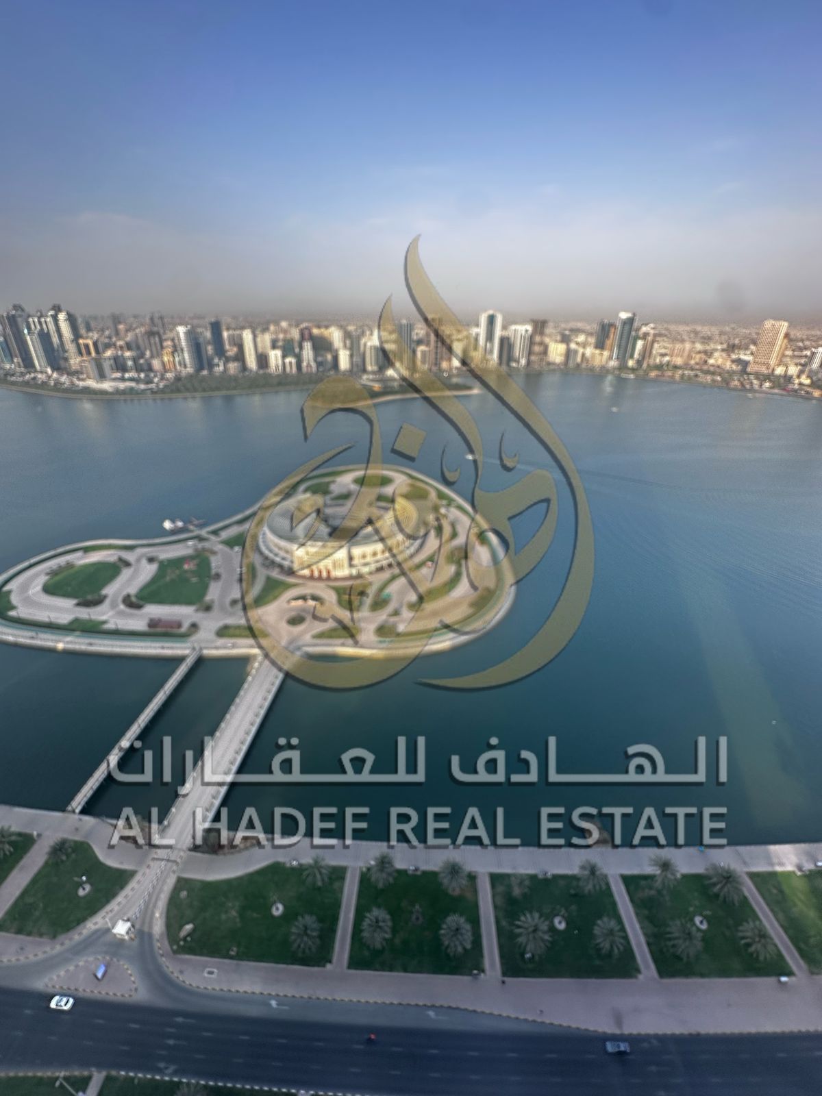 For rent in Sharjah, Al Majaz 3 area 4 bedrooms and a living room with a maid's room, 3 balconies, and built-in wardrobes Payments: 4 or 6 checks Se