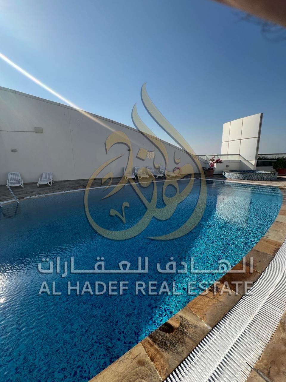 For Rent – Premium Apartment in Sharjah / Al Majaz 1 Direct Sea View 3 Bedrooms + Hall + Maid’s Room + Laundry Room + Large Terrace