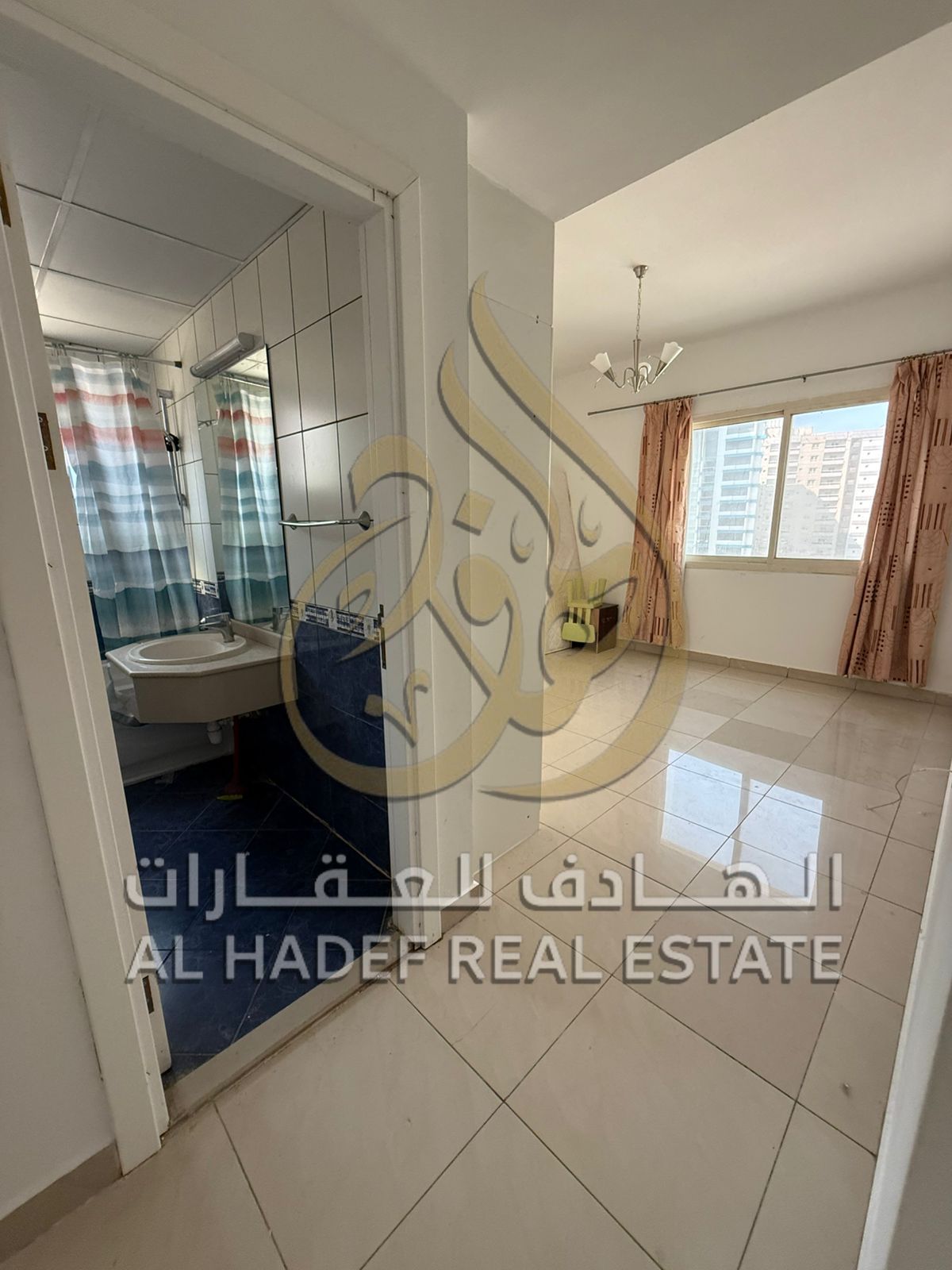 Spacious 3-bedroom apartment with a living room and maid's room – air conditioning included – Al Majaz 3 at a special price!
