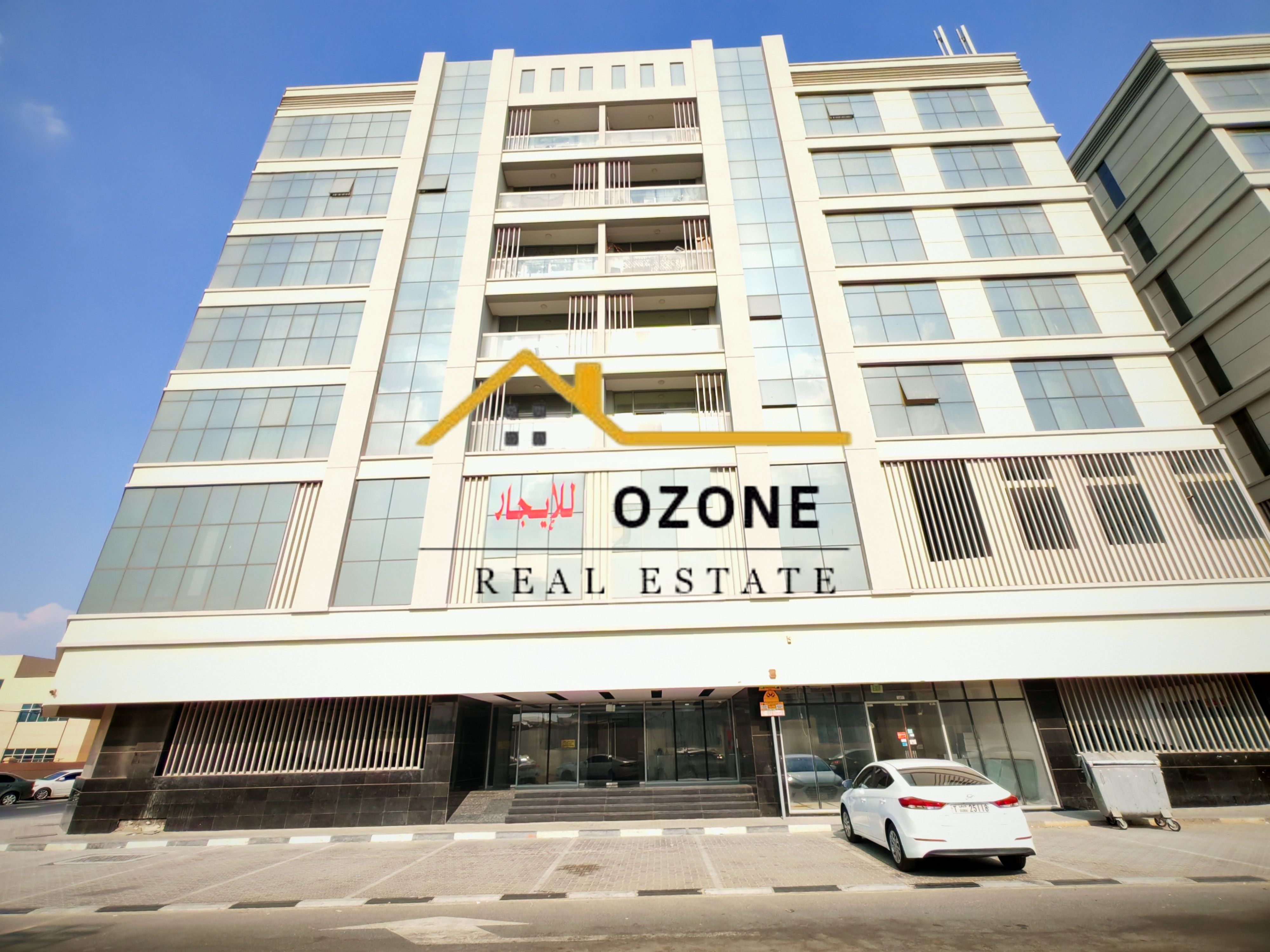 Huge Specious 2BHK with Balcony and Parking in Muwaileh School Area