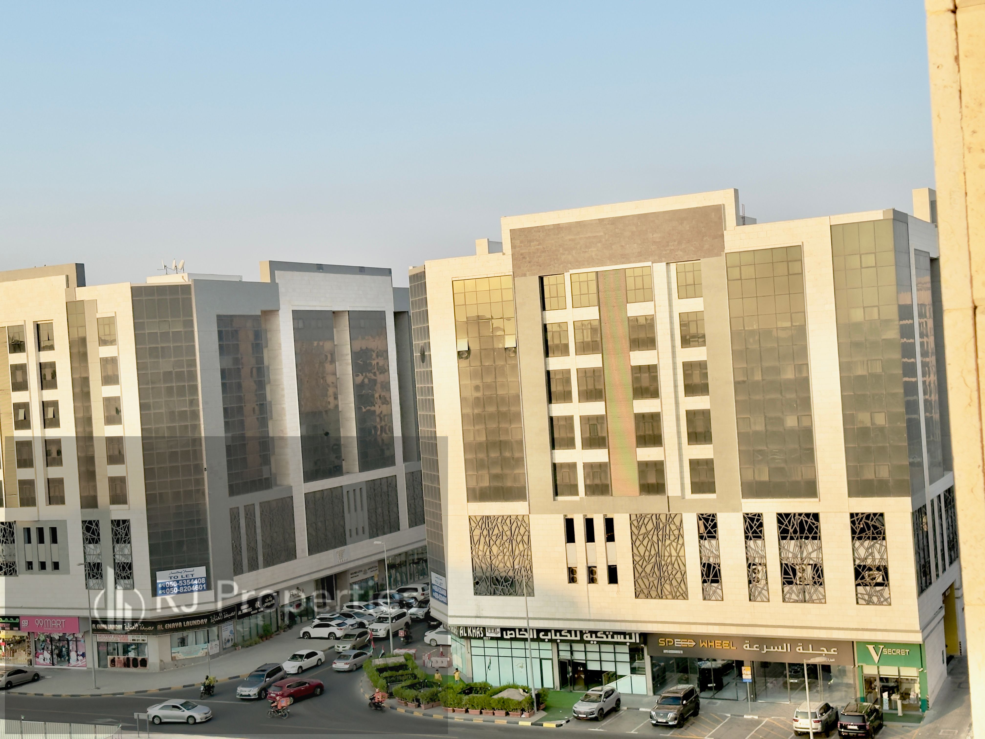 1BHK Apartment With Balcony With Master Bedroom With Covered Parking