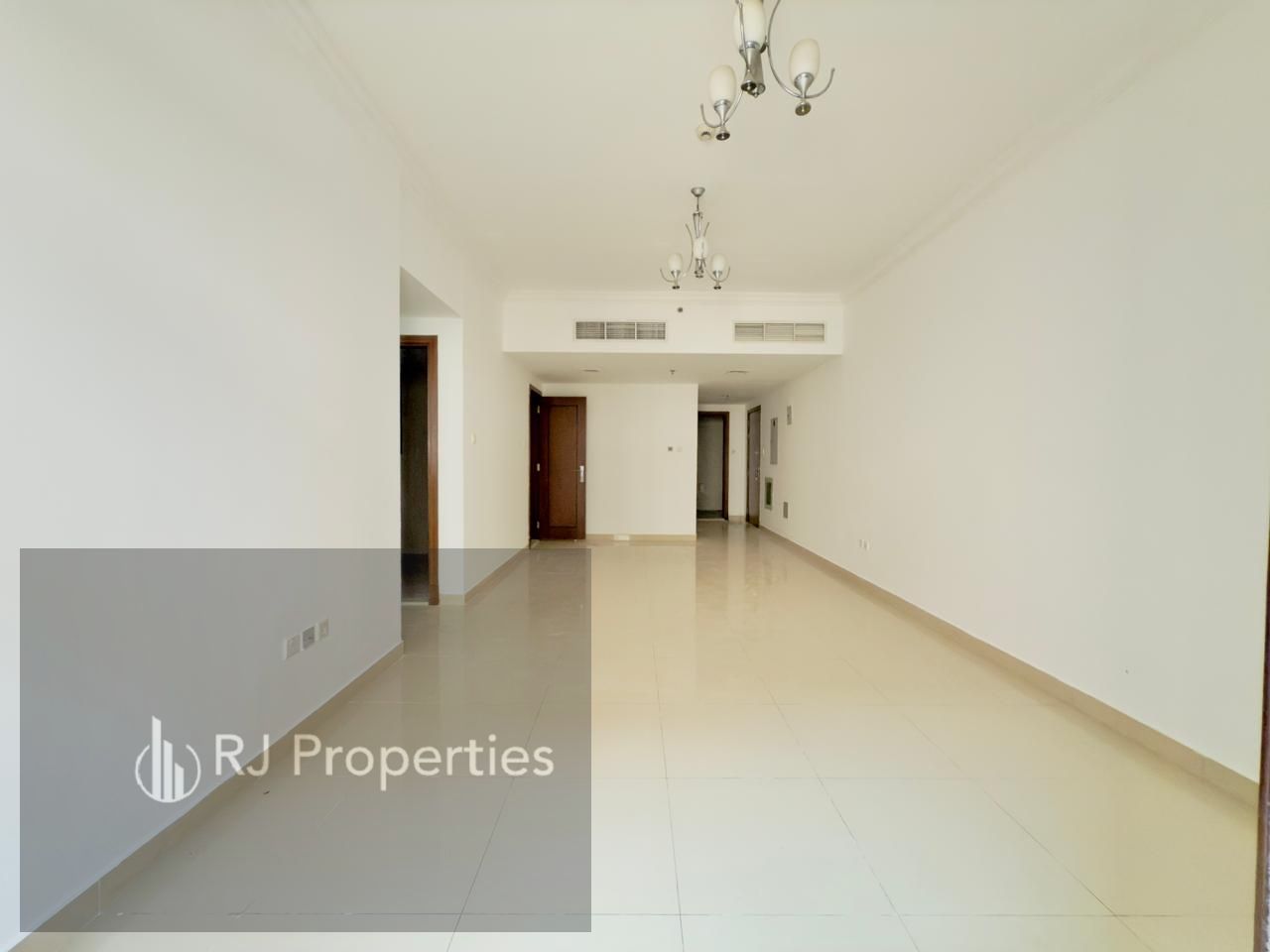 3BHK Apartment with Balcony With Wardrobe With Covered Parking Reasonable Price