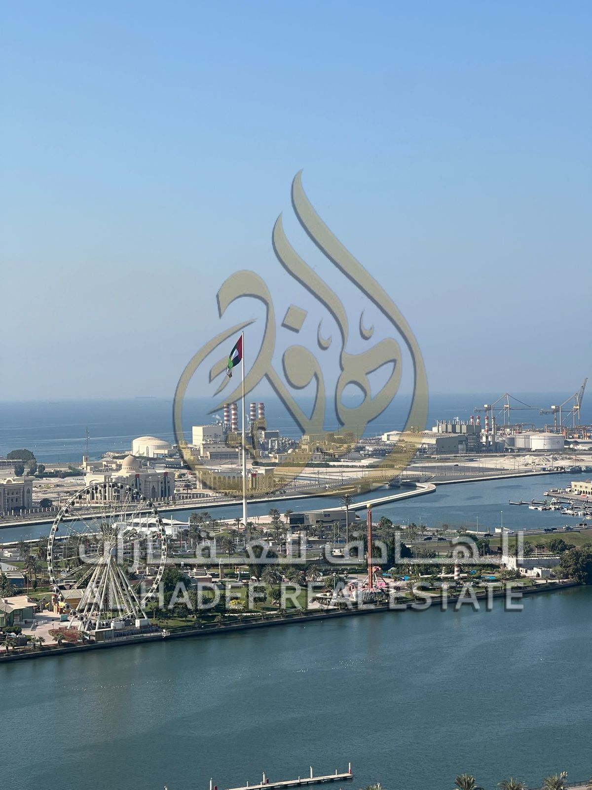 For Rent in Sharjah, Al Majaz 1: Luxurious 3-bedroom apartment with a direct sea view, featuring a large private terrace, maid’s room, laundry room, b