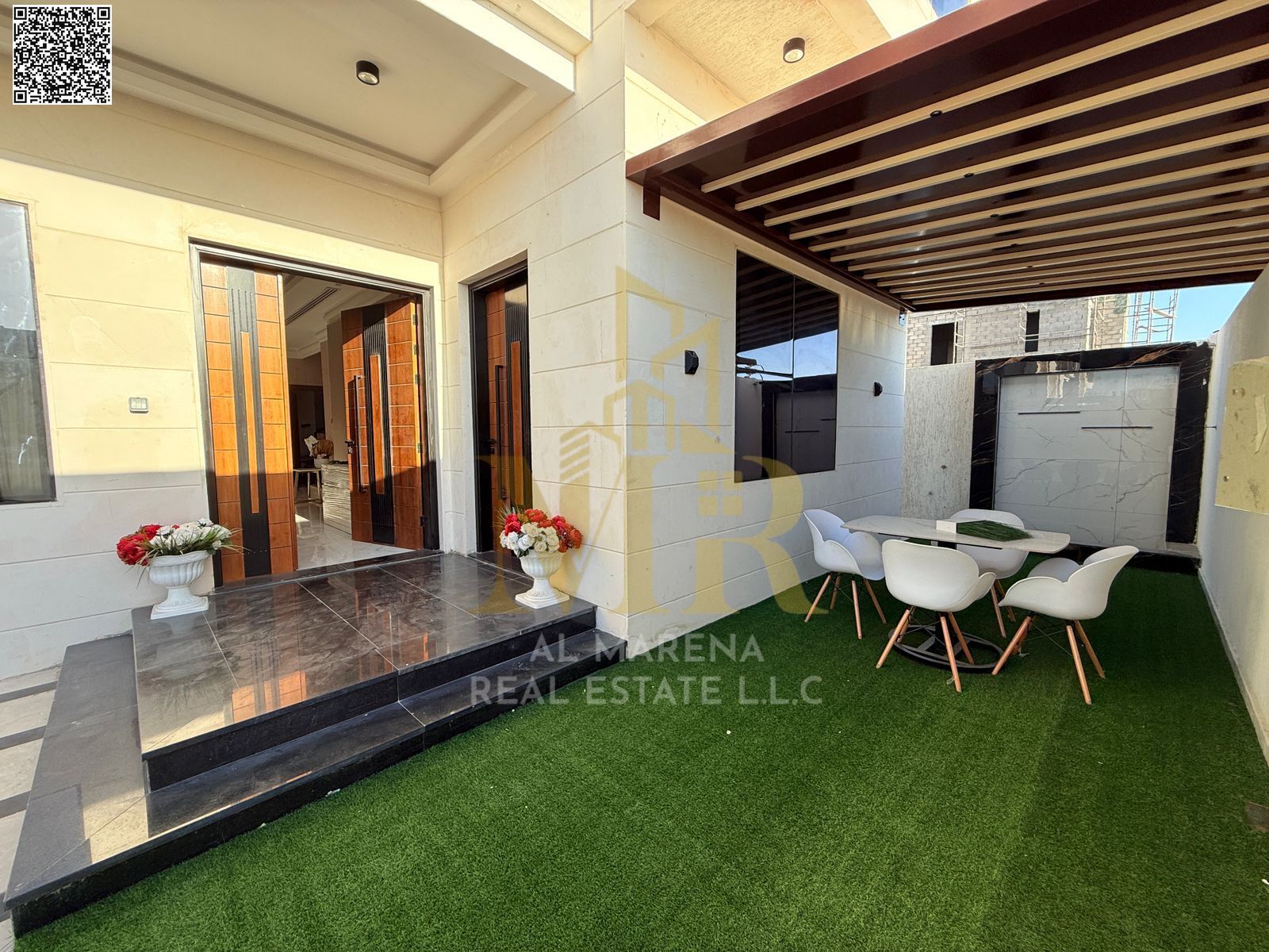 Receive your fully furnished, ready-to-move-in villa – featuring very spacious interiors, hotel-style finishes, and central air conditioning. Freehold