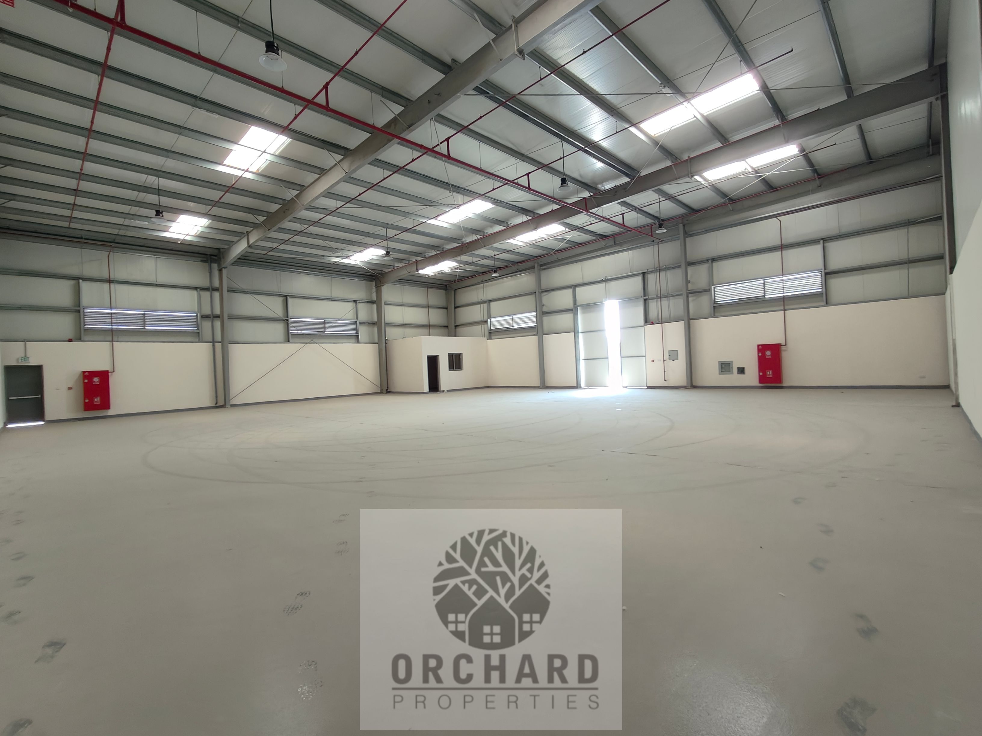 READY / BRAND NEW / WAREHOUSE / 6000 SQFT / FOR STORAGE FRONT OF ROAD