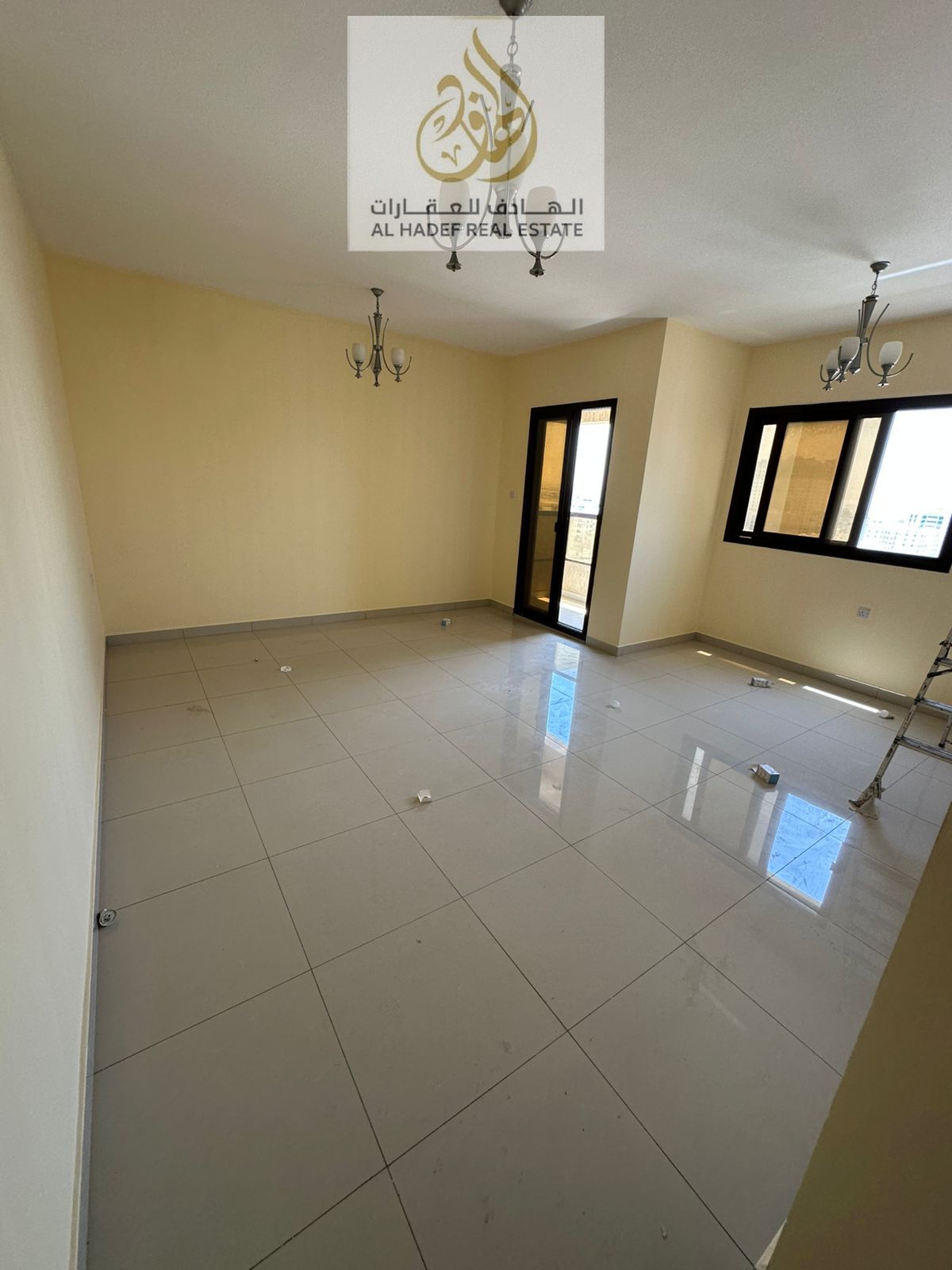 Two rooms and a hall for annual rent with built-in wardrobes in Al Naimiyah