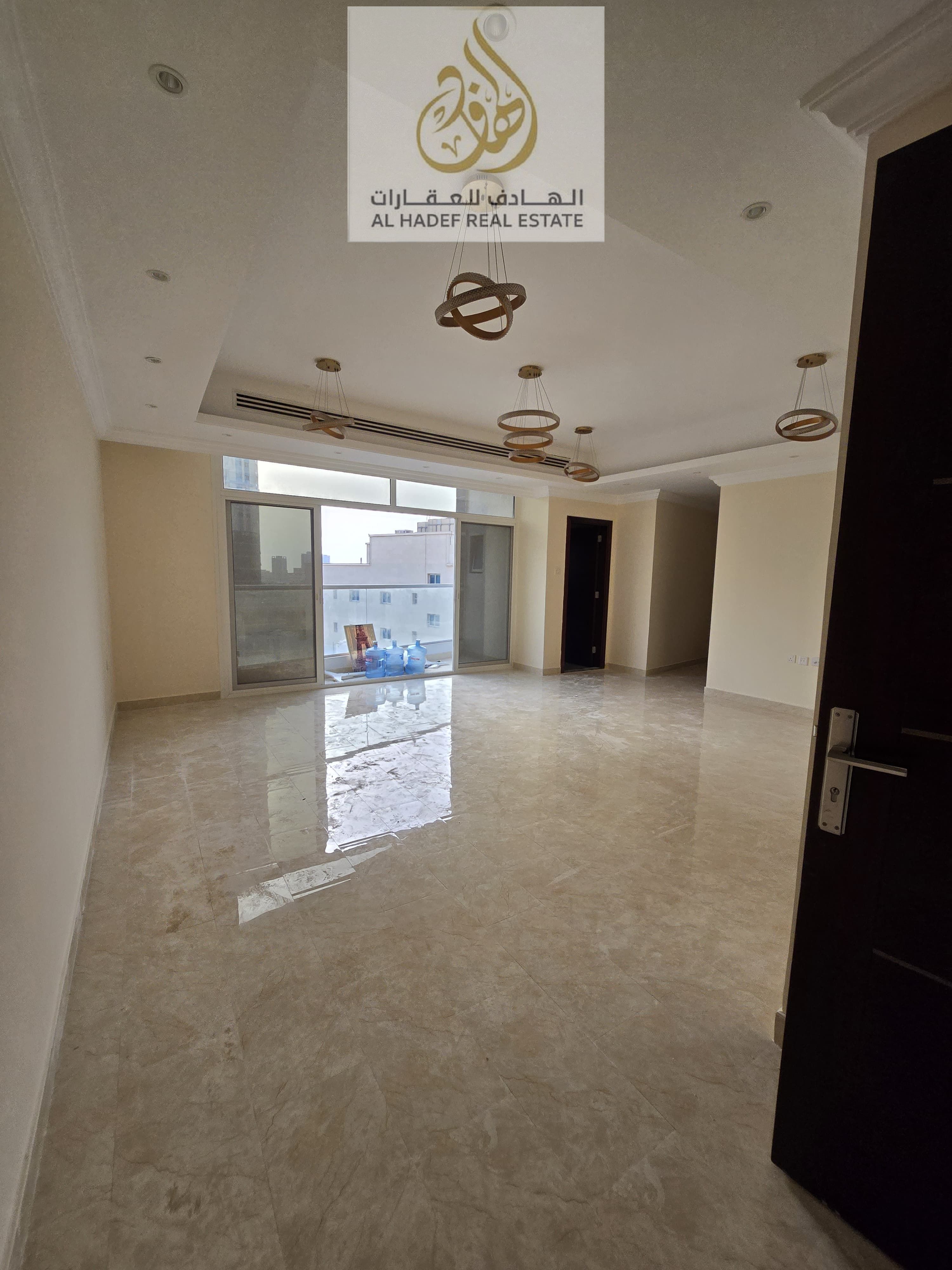 Three-room apartment with a hall, super deluxe finishing, annual rent