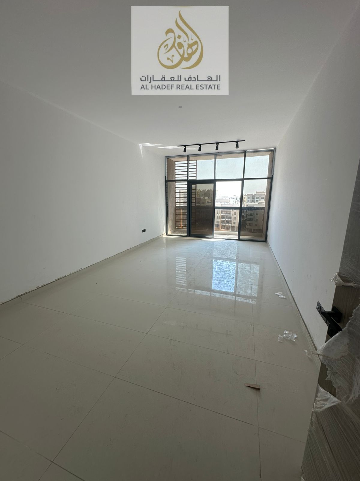 Two-bedroom apartment with a hall and a maid's room, annual rent, finished to the highest standard, and the most wonderful area