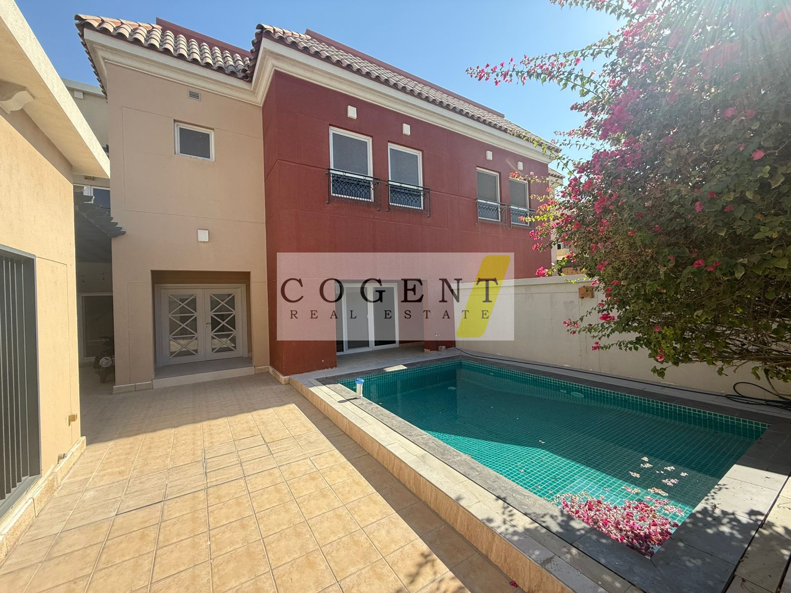 Modern Style | Pvt Pool | Close to Beach.