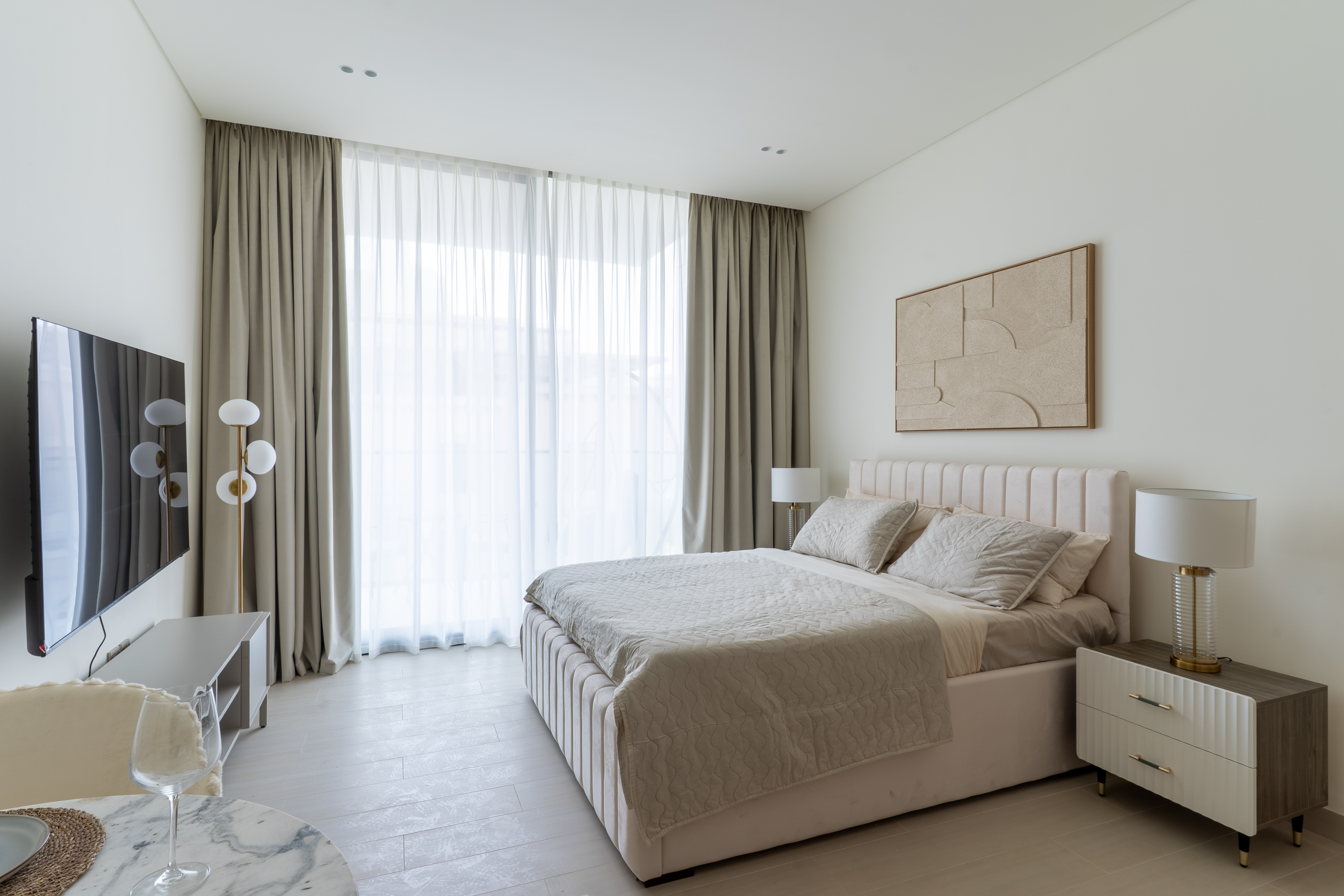 Modern layout | Bright unit | Prime JVC location