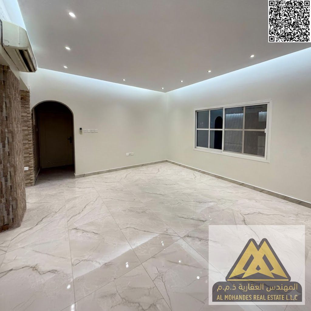 5 very spacious master bedrooms | 7 bathrooms | Maid's room | Large living room | Private indoor and outdoor parking for the villa