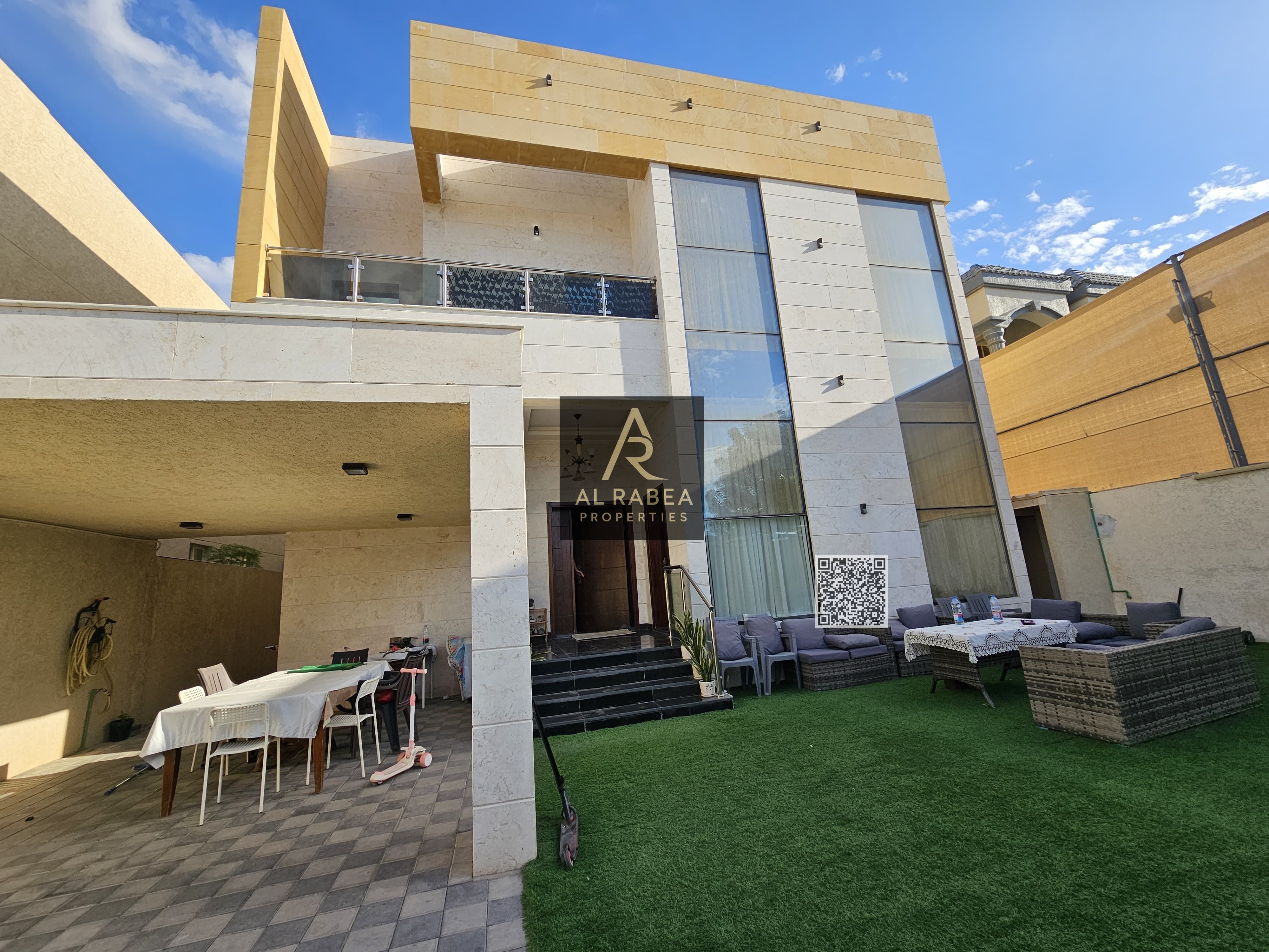 2majlis-maids master room-2large kitchen-centralAC