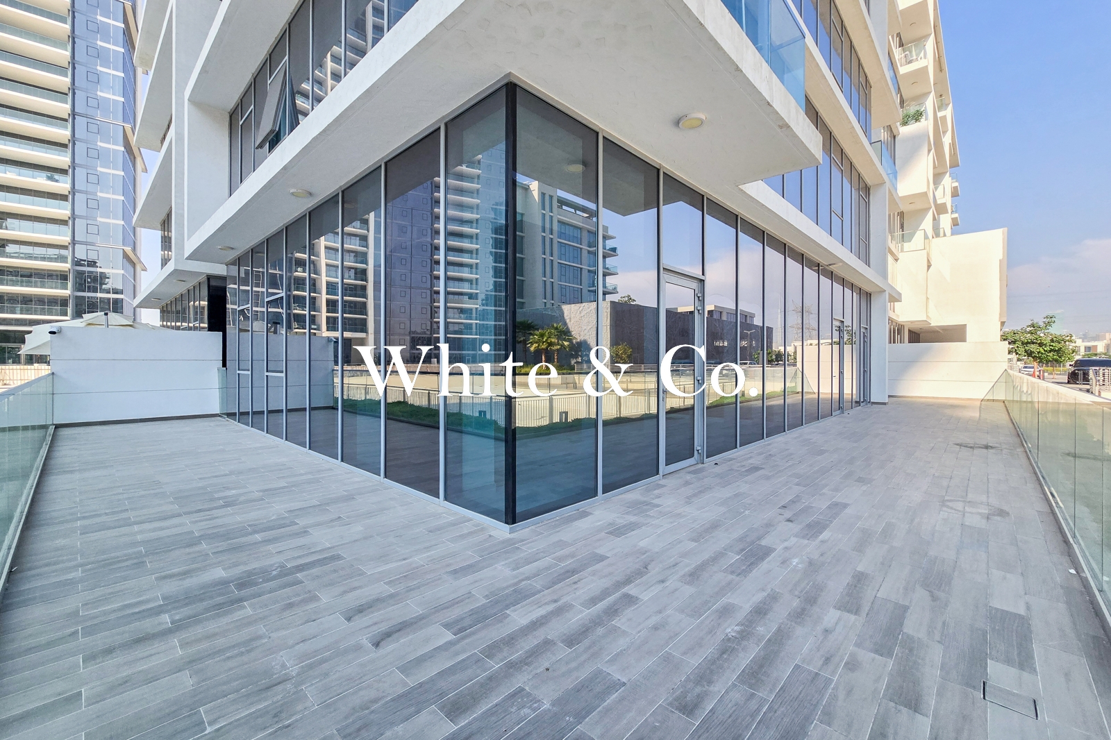 Huge Terrace | Vacant | Lagoon Access