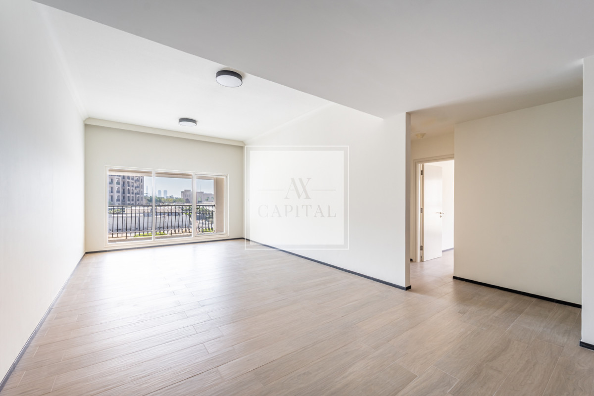 Luxury 2BHK | Chiller Free | Vacant | Unfurnished