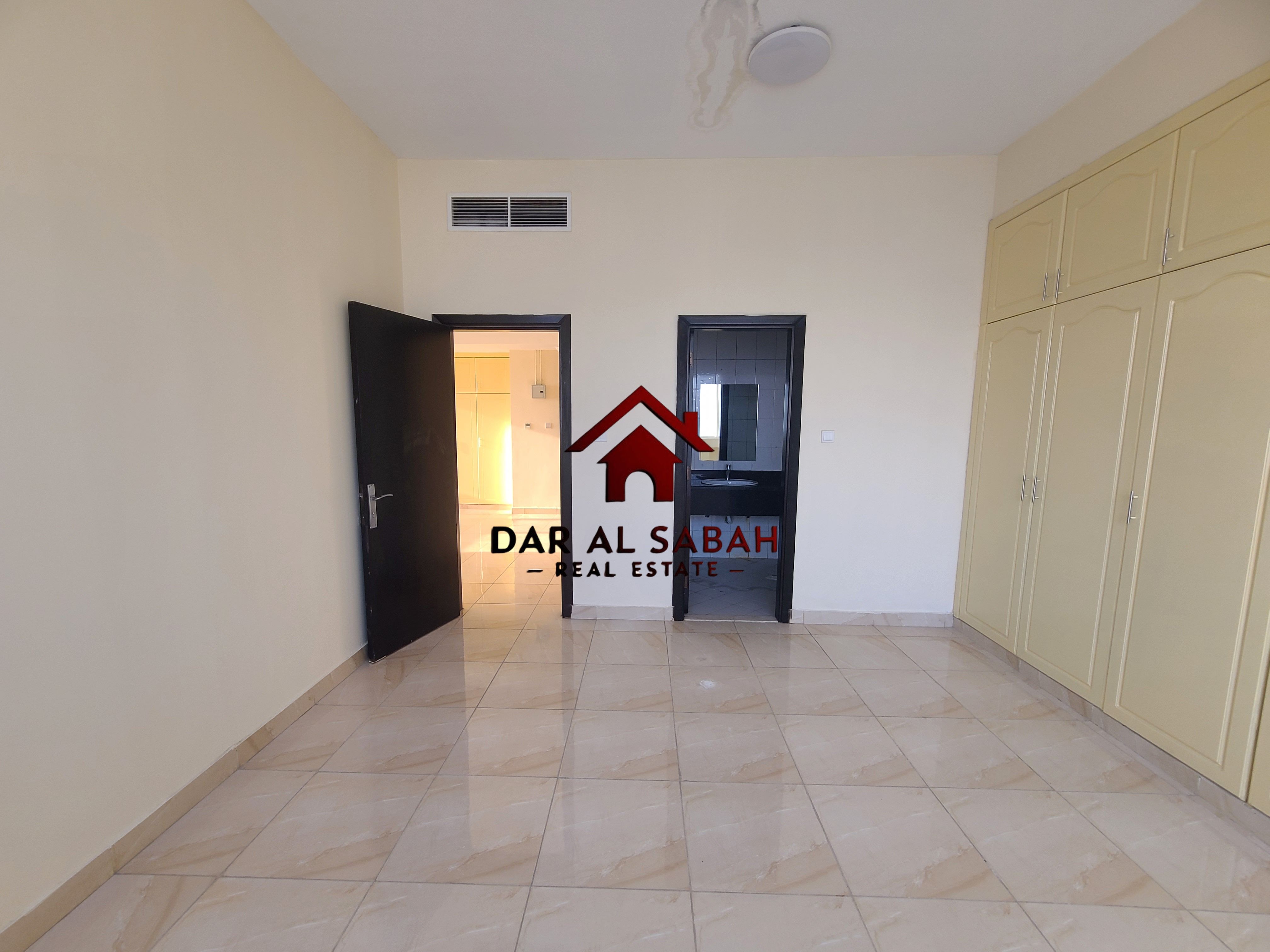 FAMLIY APPARATMENT PRIME LOCATION