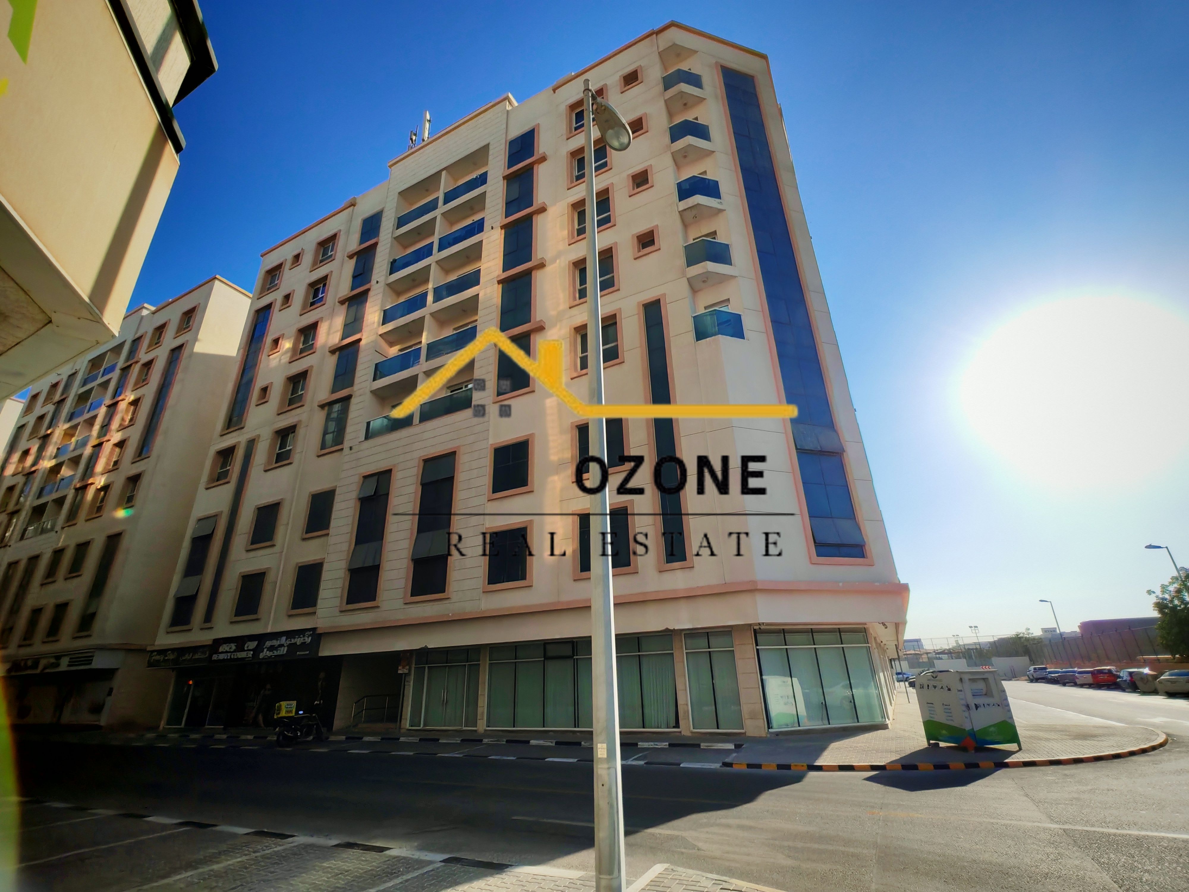 Huge Specious 2BHK with Balcony and Parking in Muwaileh School Area