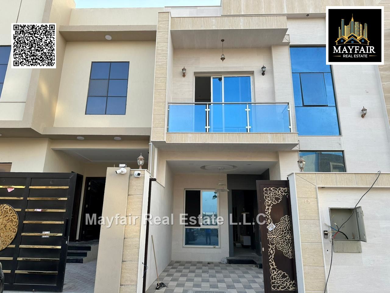 Elegant Townhouse with Clean Finishing and Roof Feature | Transfer Fees Included