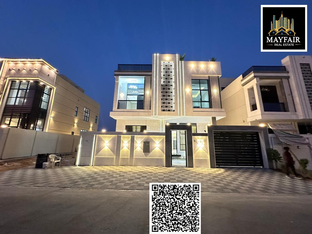 Contemporary Villa Offering Roof & Elevator Advantage