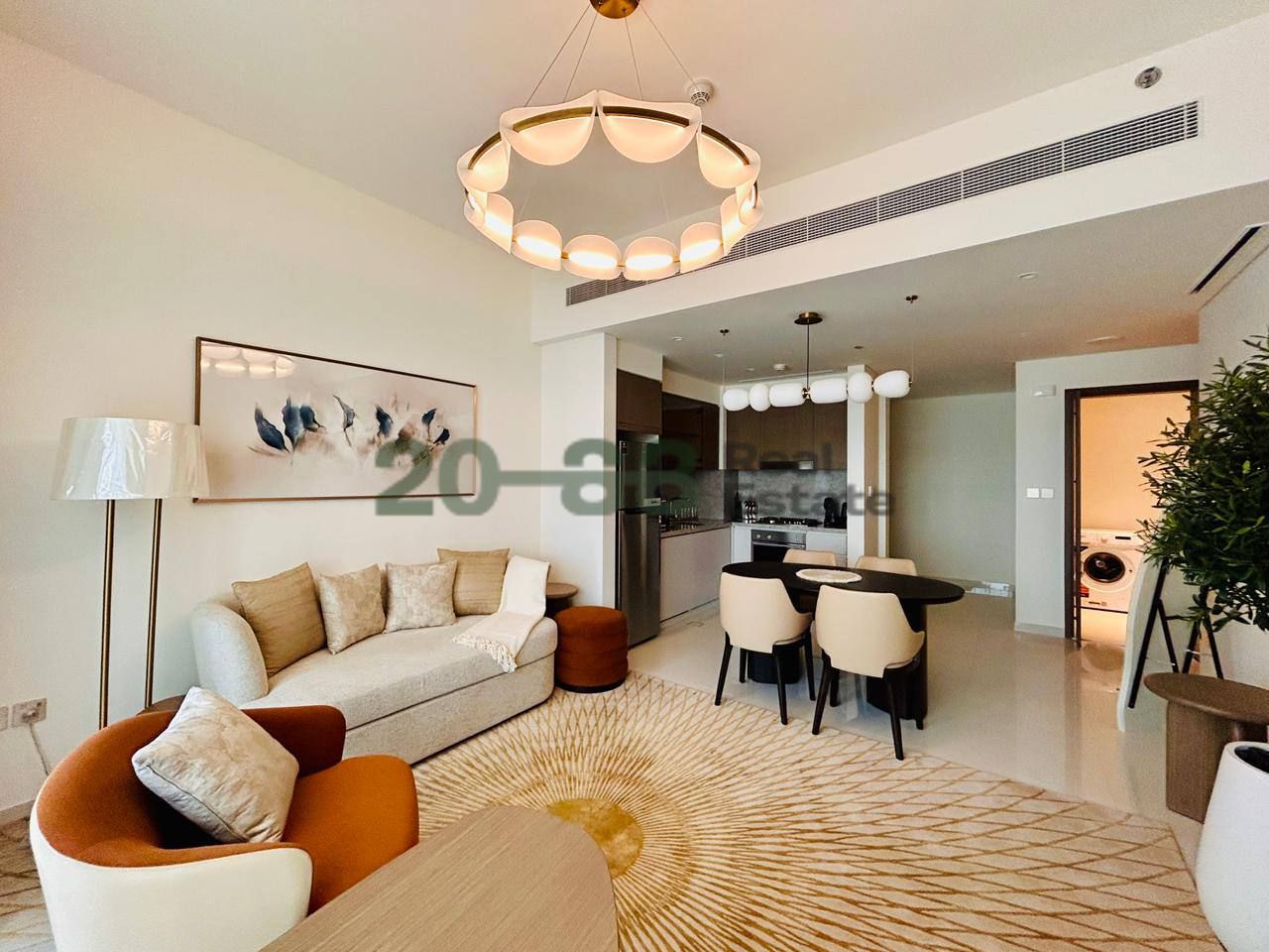 Waterfront Living l Prime Location l Urban Convenience