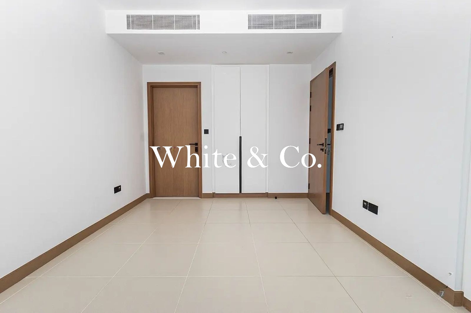 Chiller Free | Modern | Unfurnished