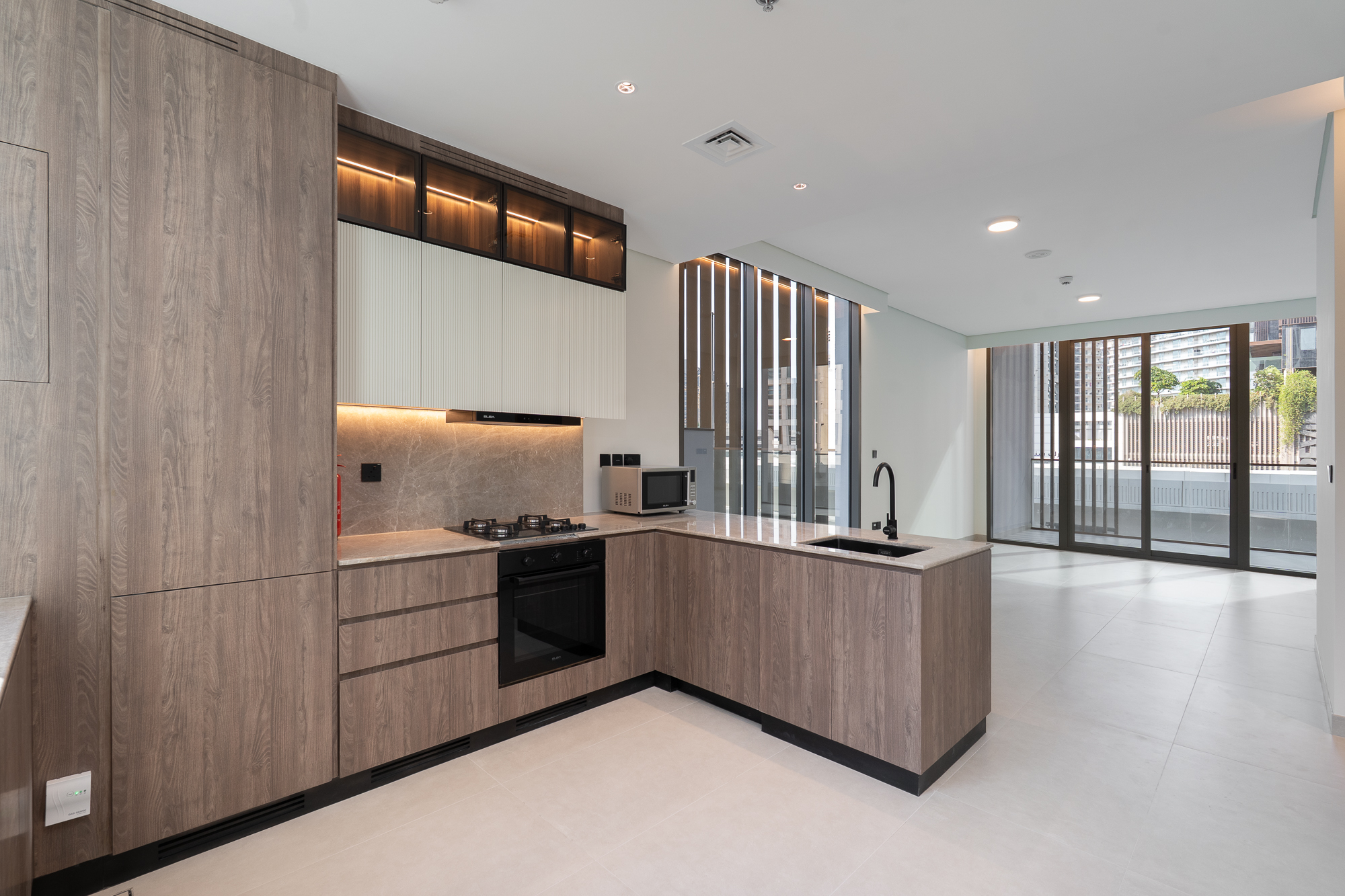 Spacious 2-Bedroom Unfurnished Apartment in the Heart of Business Bay