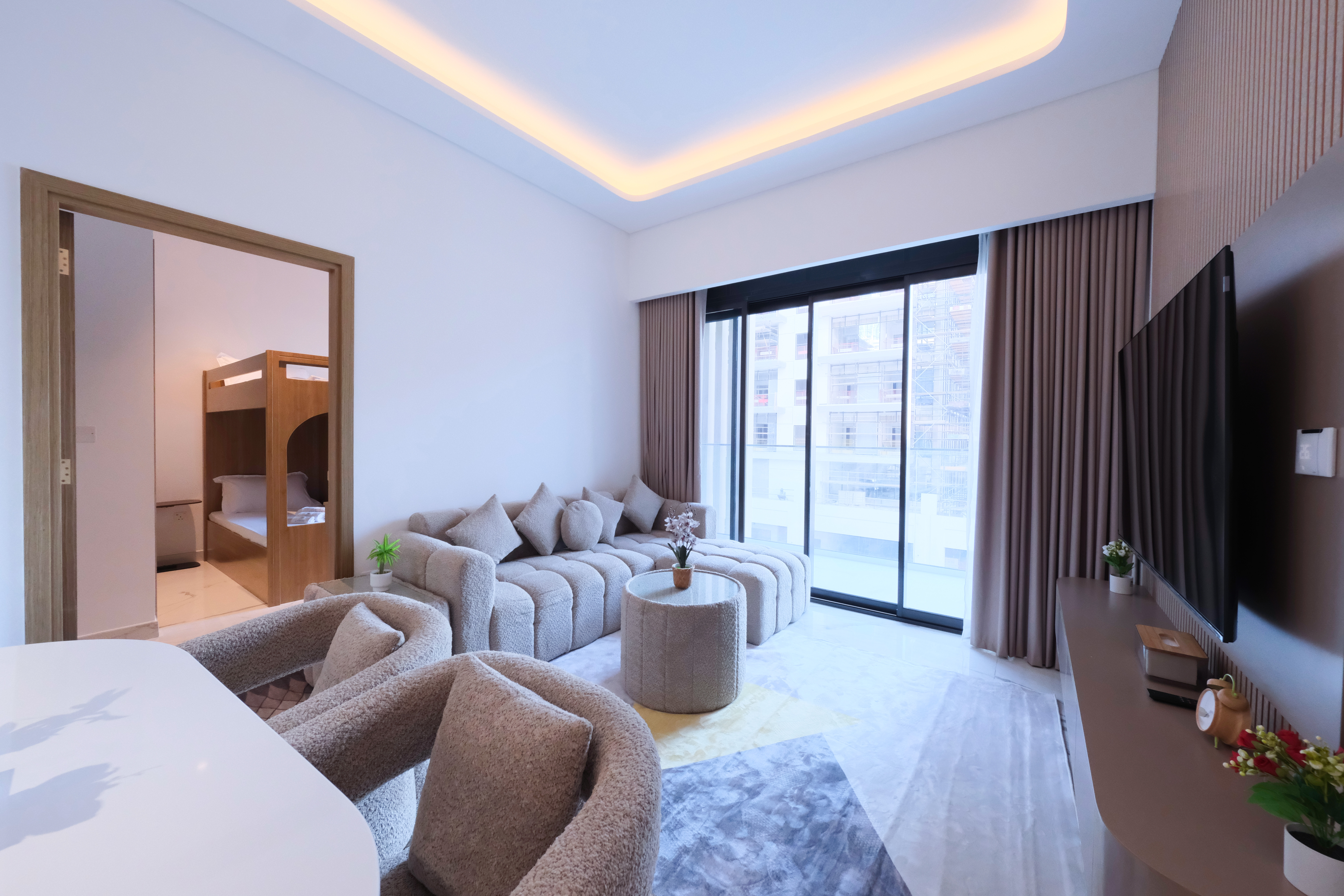 Chic Urban 2BR Haven in Azizi Riviera 61