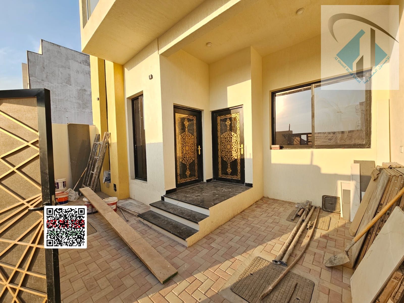 A bargain price! Prime location. 3-story villa, registration fees included. Freehold ownership.