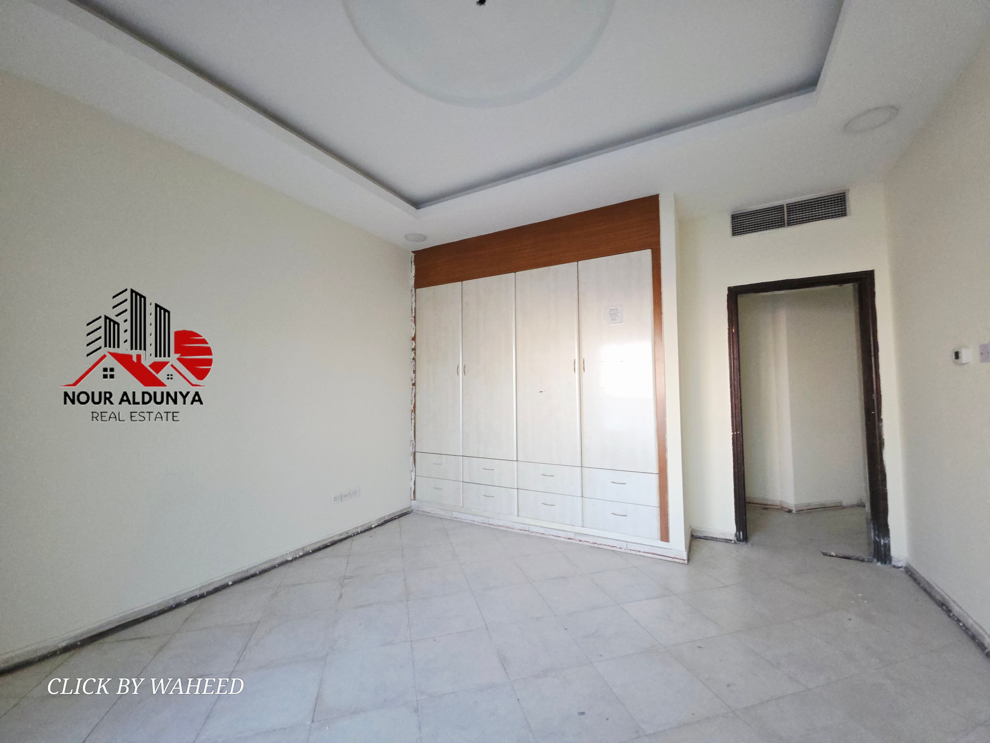 CLOSE TO STADIUM METRO. UPTO 1200SQFT 2BHK OFFICE . PARKING