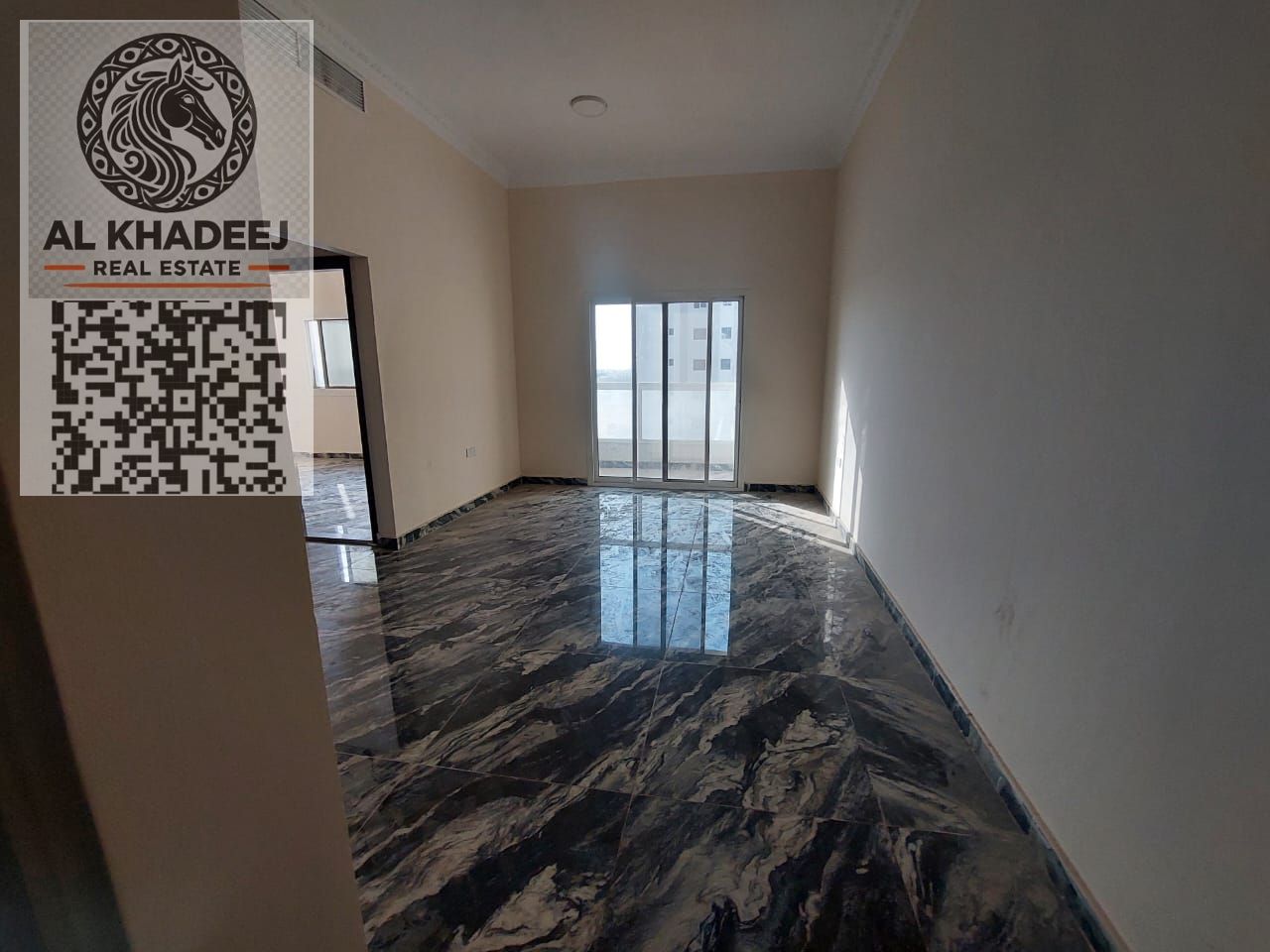 Brand new 1BHK in Al Jurf 3, Ajman – First tenant, balcony, central AC, near China Mall & Al Qabael Center – AED 30,000 yearly, 4 cheques