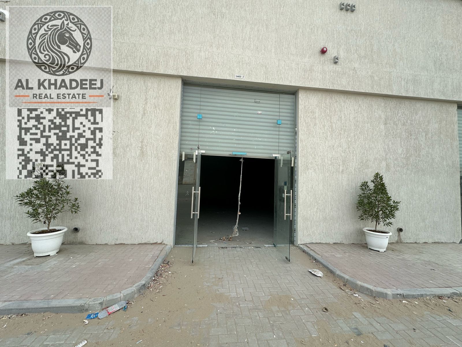 First residential warehouse | On the main street | Fully equipped | Ready to move in