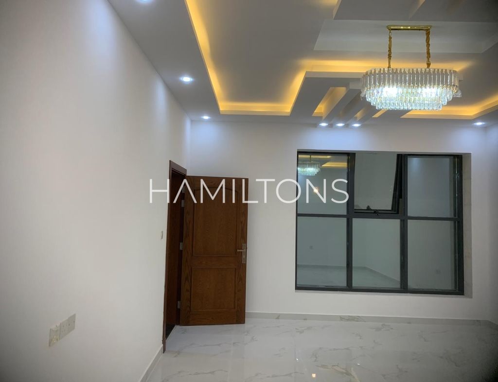 Contemporary Villa | Exclusive Community