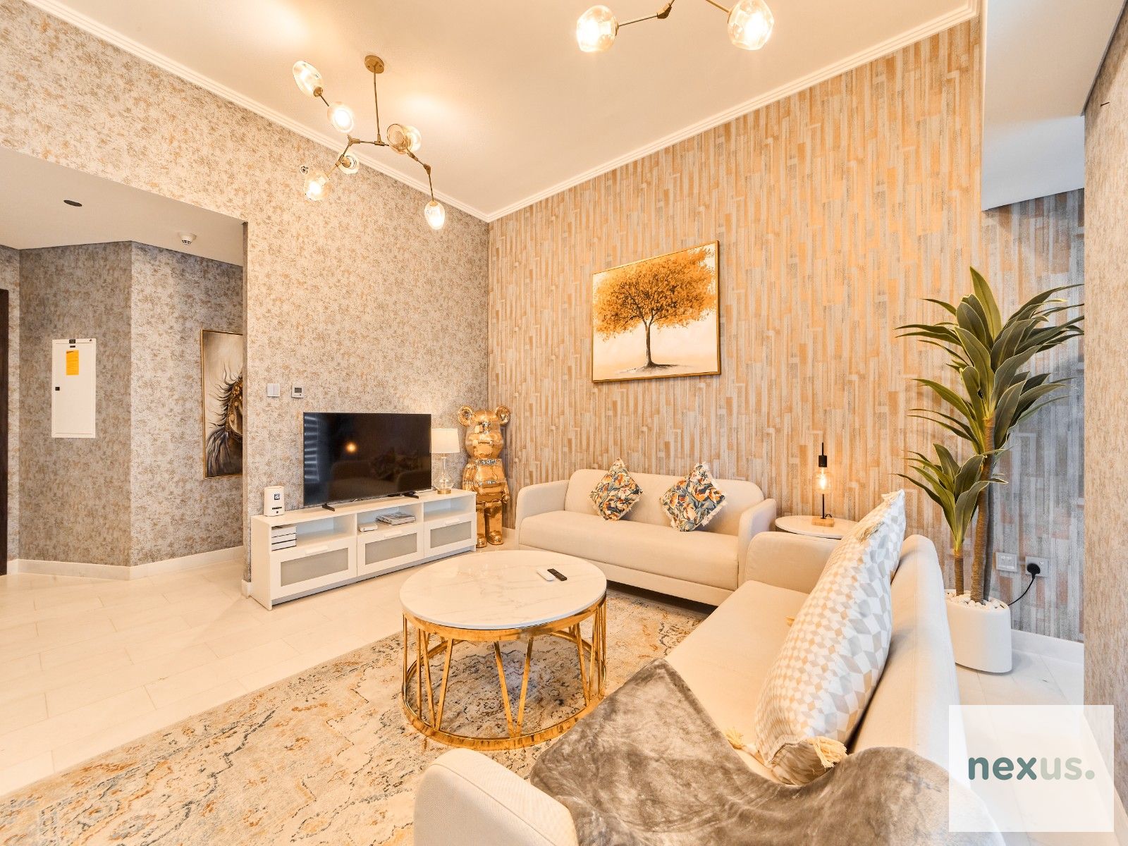 Premium 2BR in the Iconic Cayan Tower, Dubai Marina
