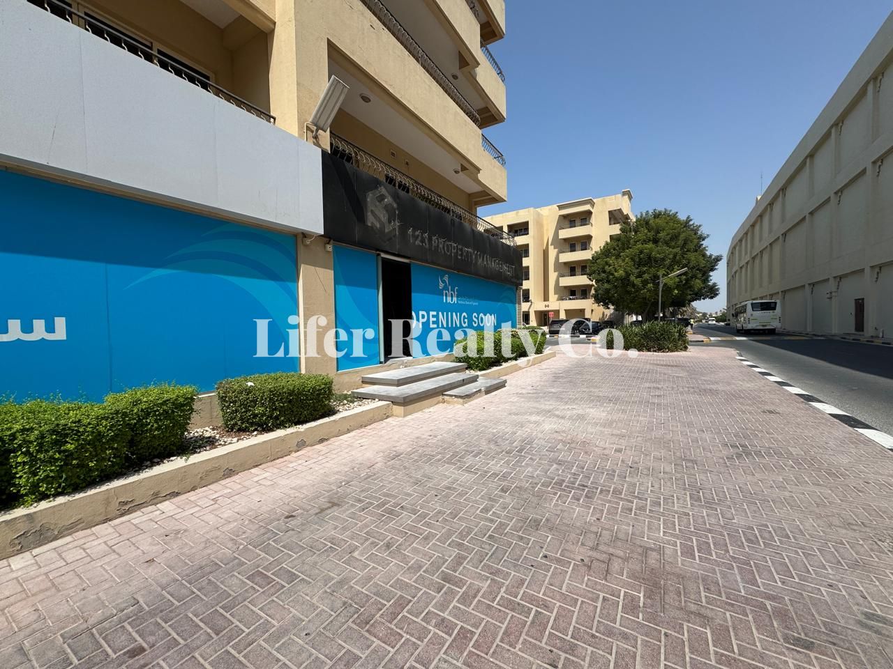 3 COMBINED SHOPS I RENTED FOR 450K I GOOD AND STABLE ROI