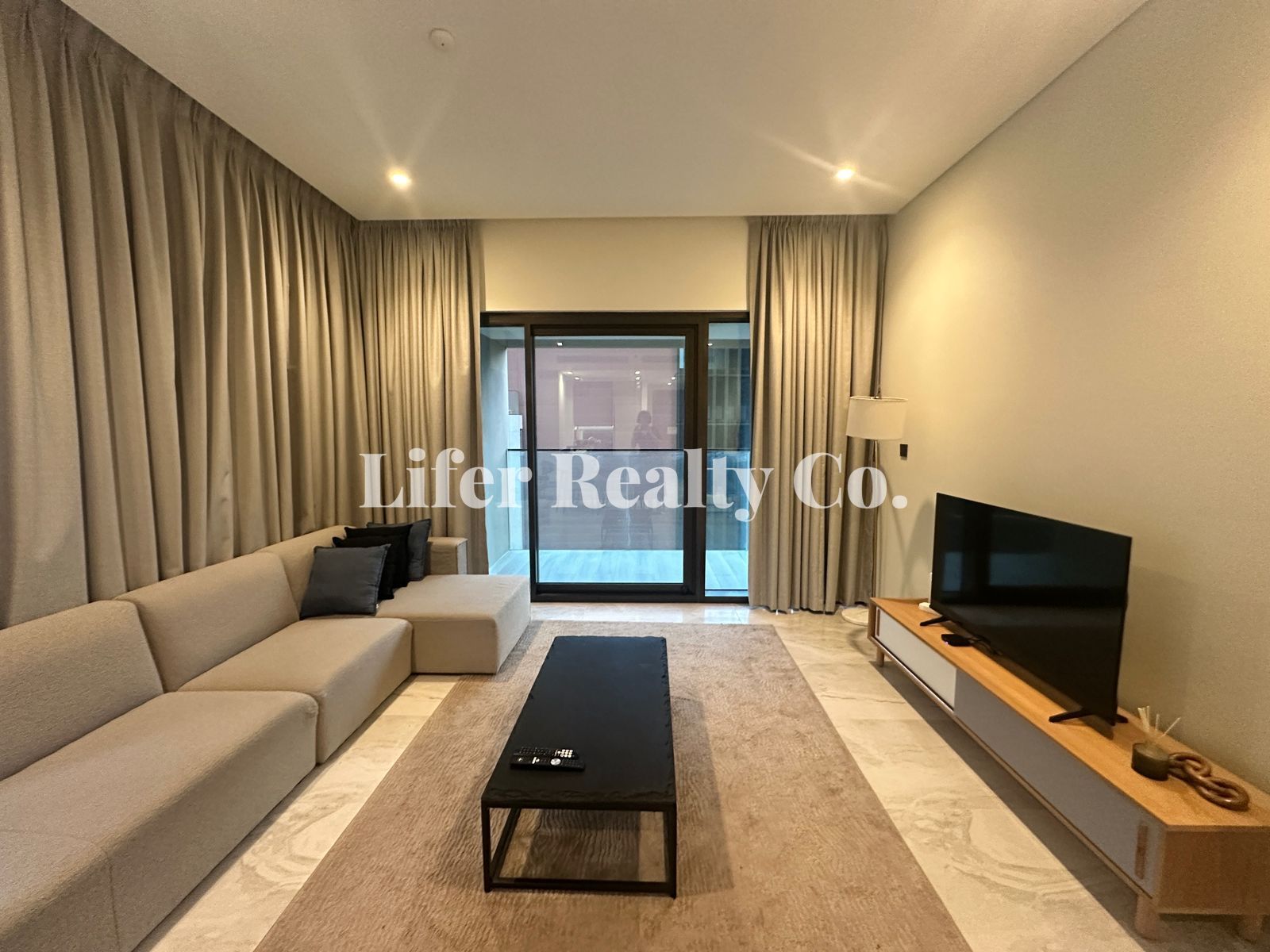 BRAND NEW I WATERFRONT LIVING I SPACIOUS LAYOUT