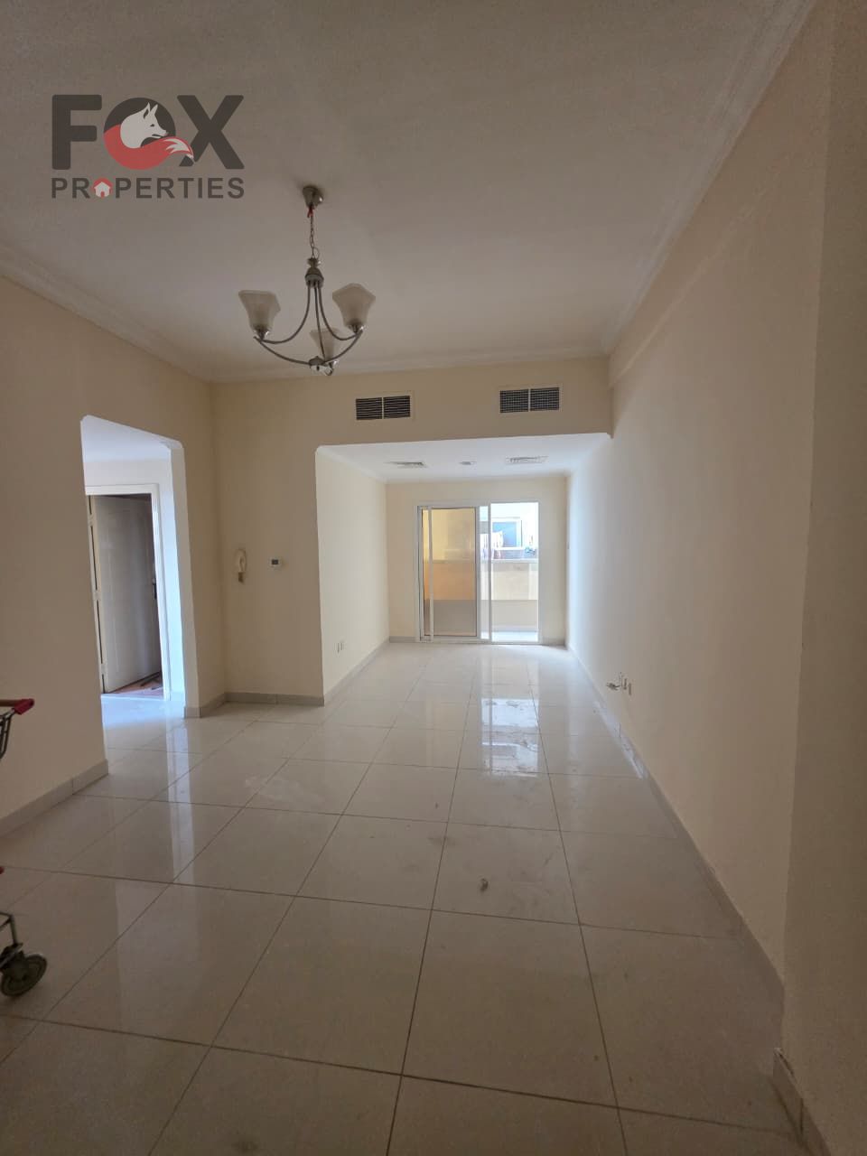 With an open view, an excellent prime location close to all services, easy access to Sharjah and Dubai, major payment facilities, free parking,