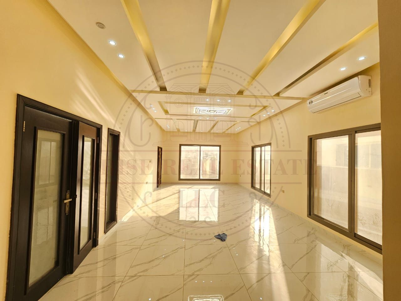 SPECIOUS / LAVISH VILLA FOR RENT IN AL RAWDHA2 AJMAN