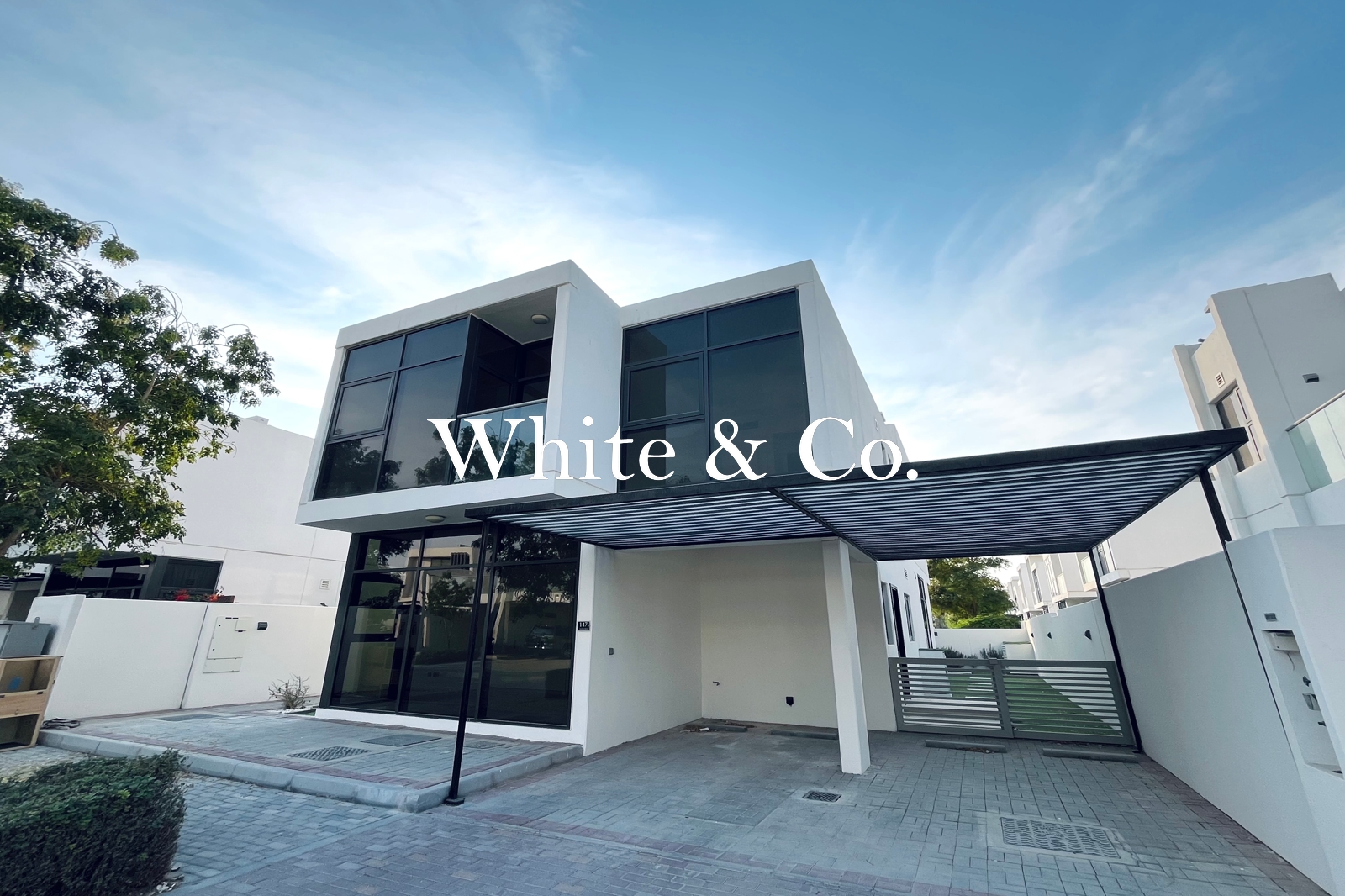 Reduced | Single Row | Pool/ Park View