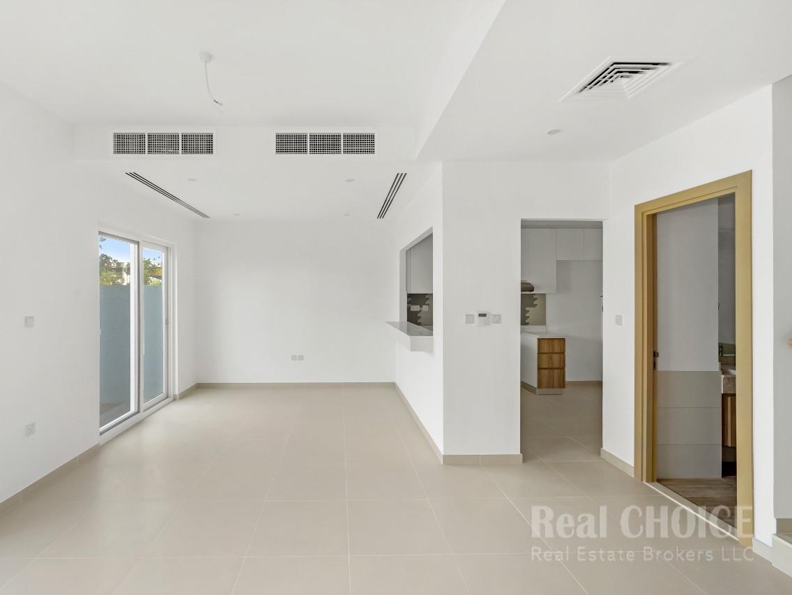 Skyline Serenity | Spacious Villa | Private Garden