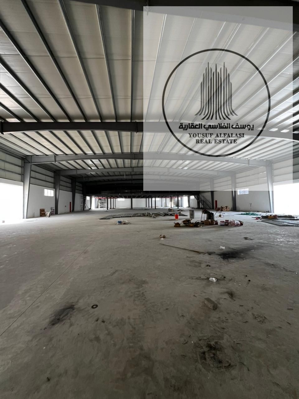 For Rent: Large Warehouse + Showroom with a Huge Area, Ready for Occupancy in One Month – Spacious Mezzanine – Total Area Up to 41,000 sq ft – Prime L
