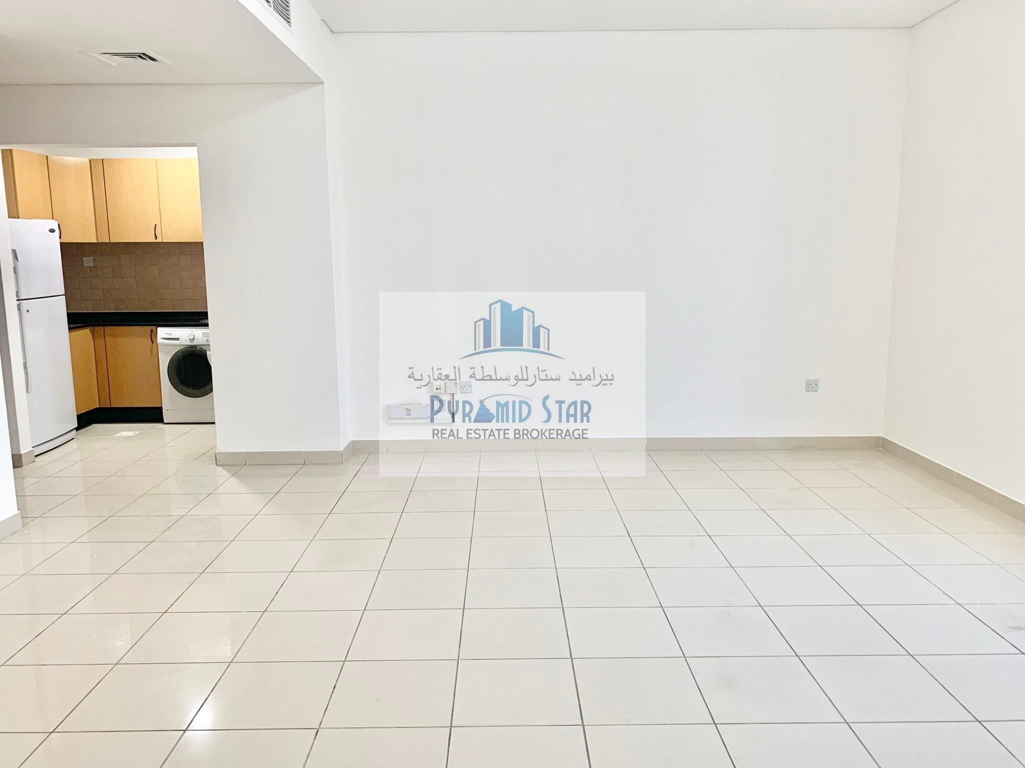 chiller free 2 bedroom with kitchen appliances Difc metro stn