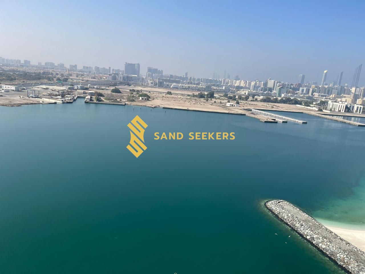 Luxury Living! Amazing Sea View! Prestigious Area