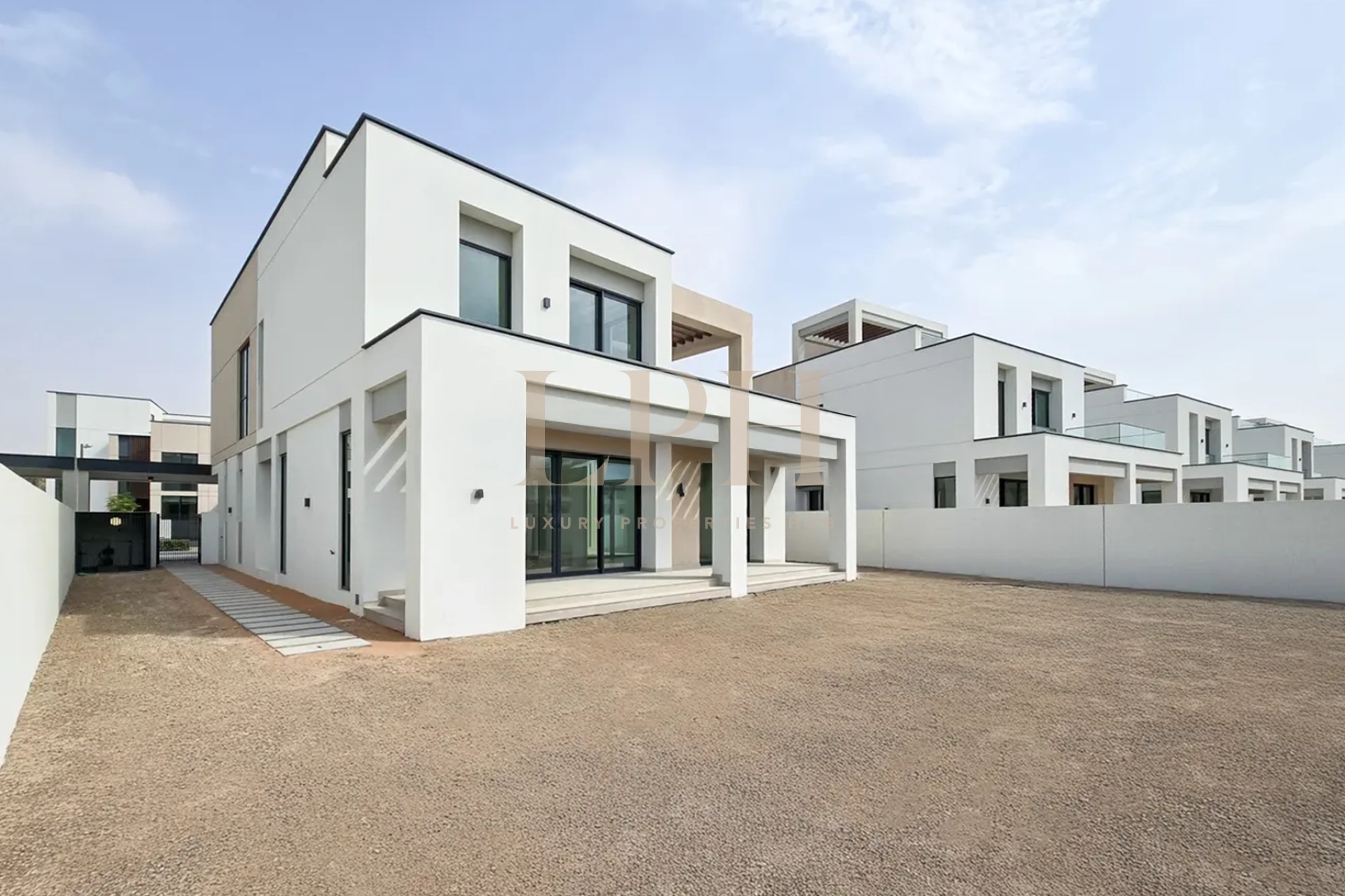 Prime Location | Park Facing | Multiple Cheques