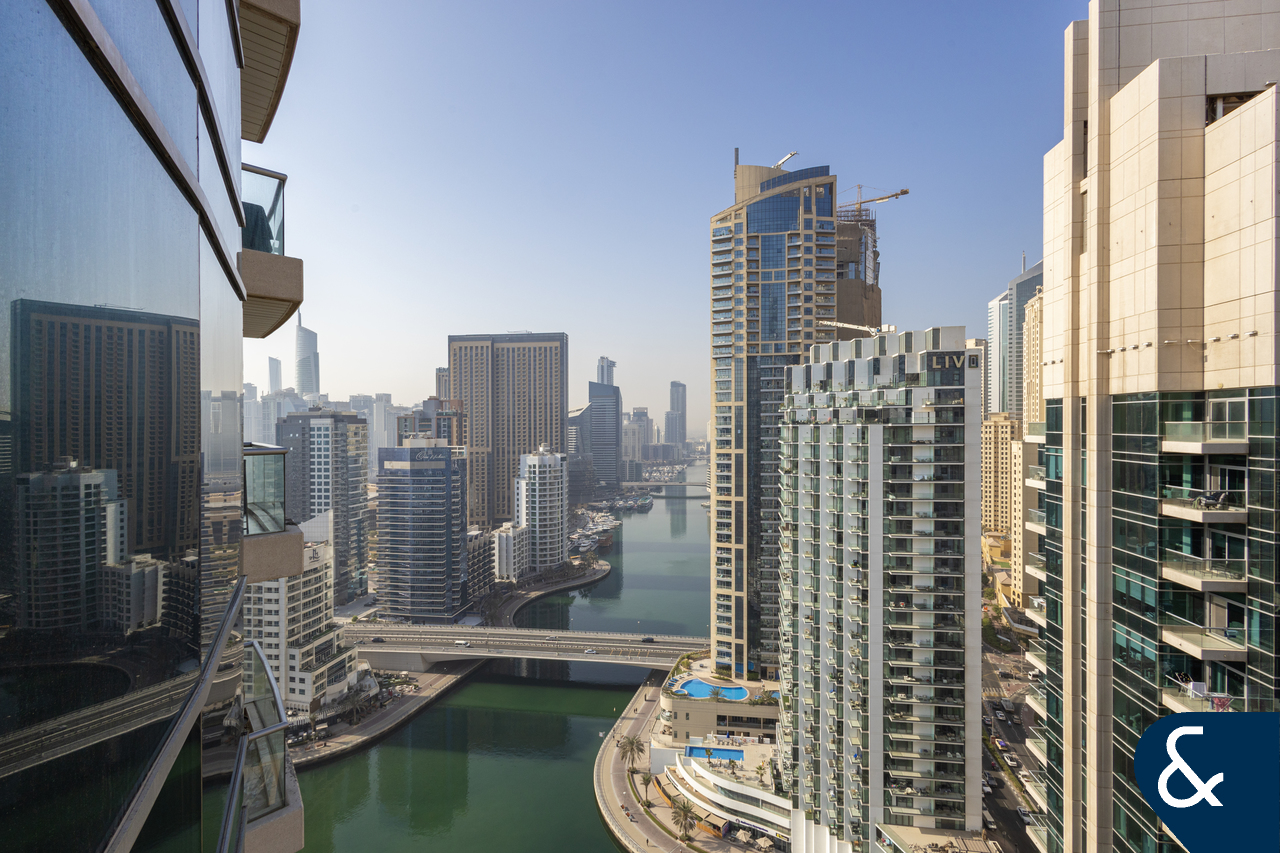 High Floor | Marina Sea Views | 909 Sq Ft